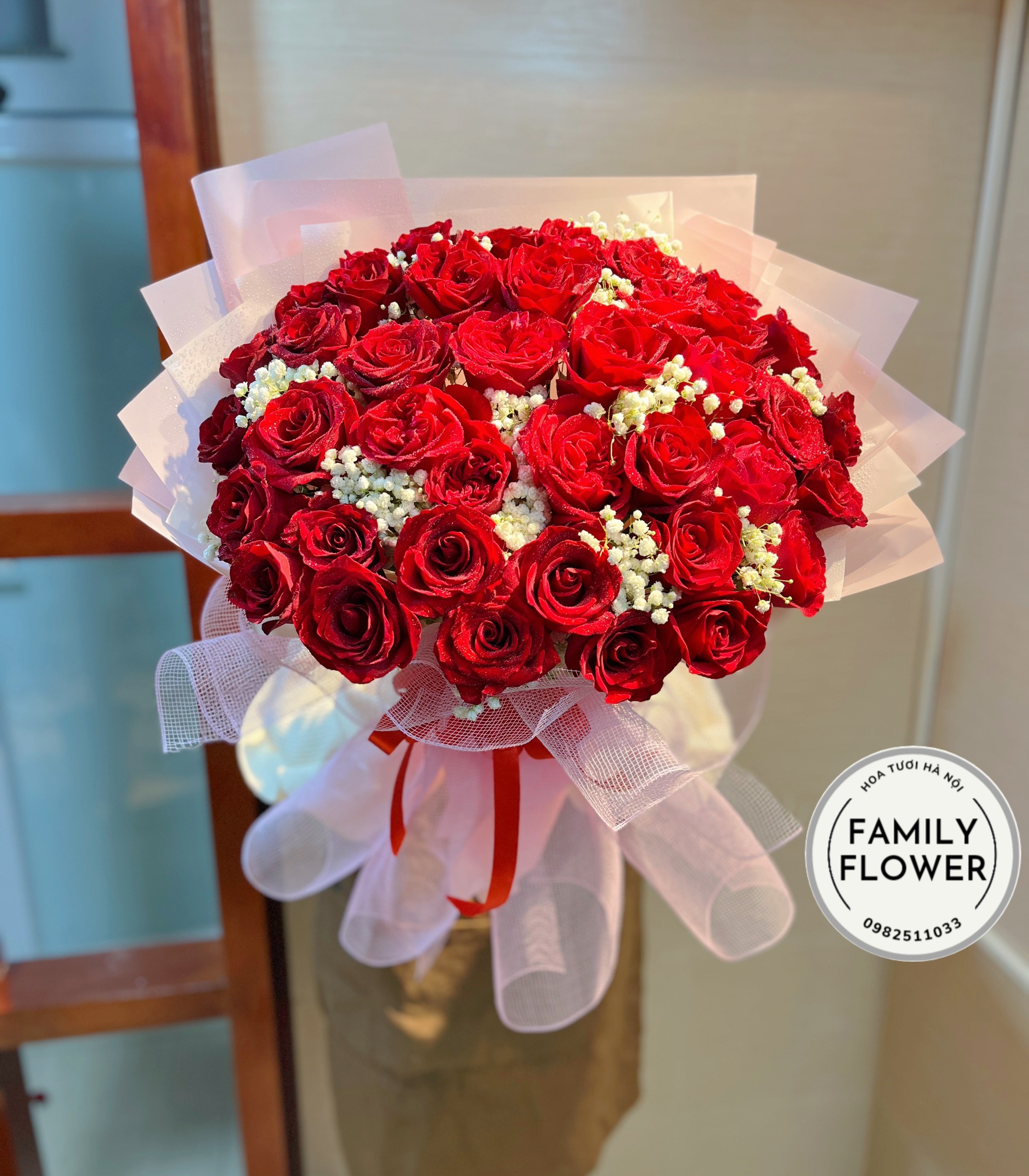 Bó hoa hồng đỏ tặng người yêu ngày 8 tháng 3 ở Hà Nội mua hoa hồng đỏ Hà Nội 
