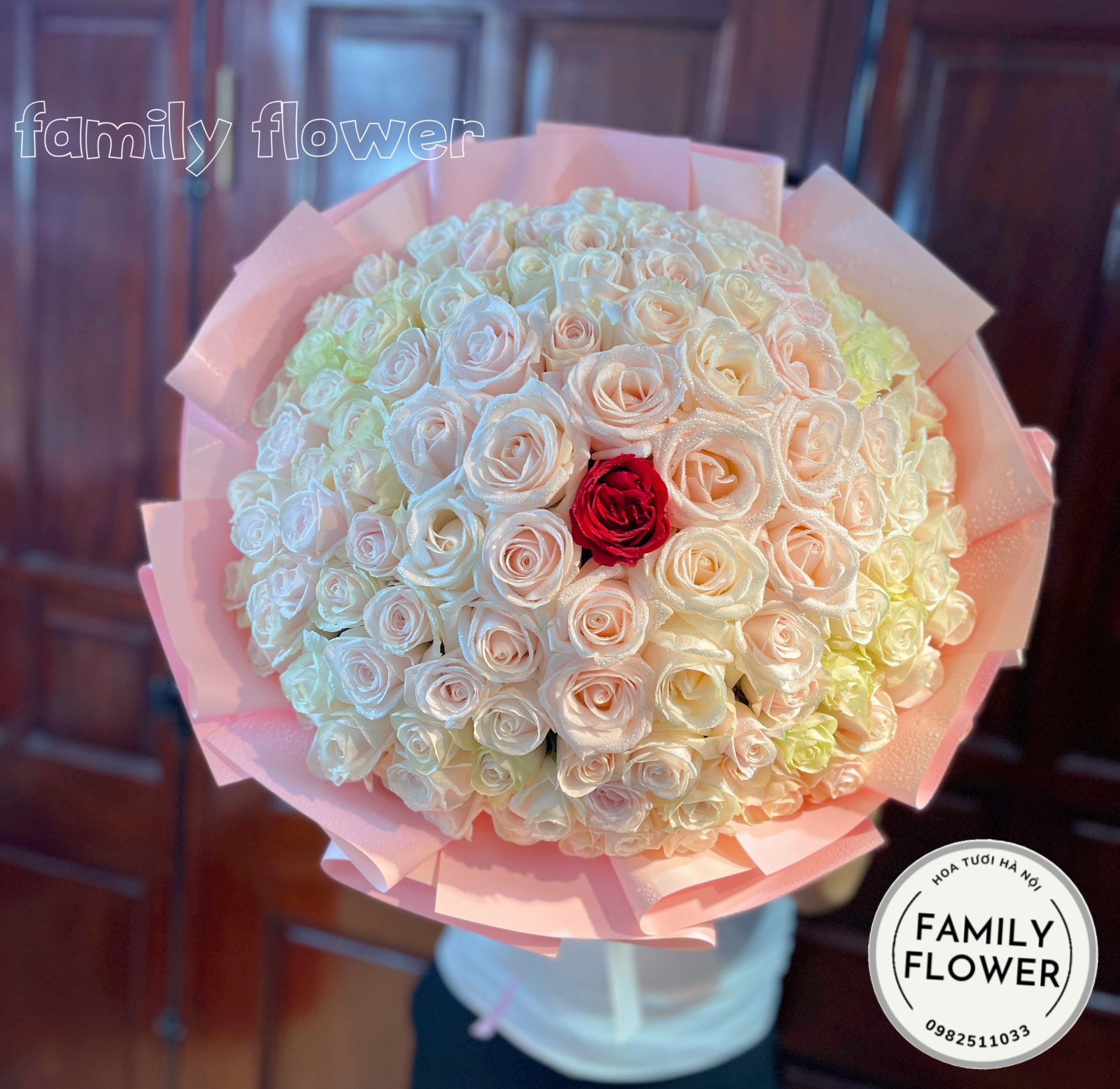 Bó hoa hồng kem tặng vợ người yêu nhân dịp valentine , mùng 8 tháng 3 ở quận Ba Đình Hà Nội ! Mua hoa tươi online Hà Nội 