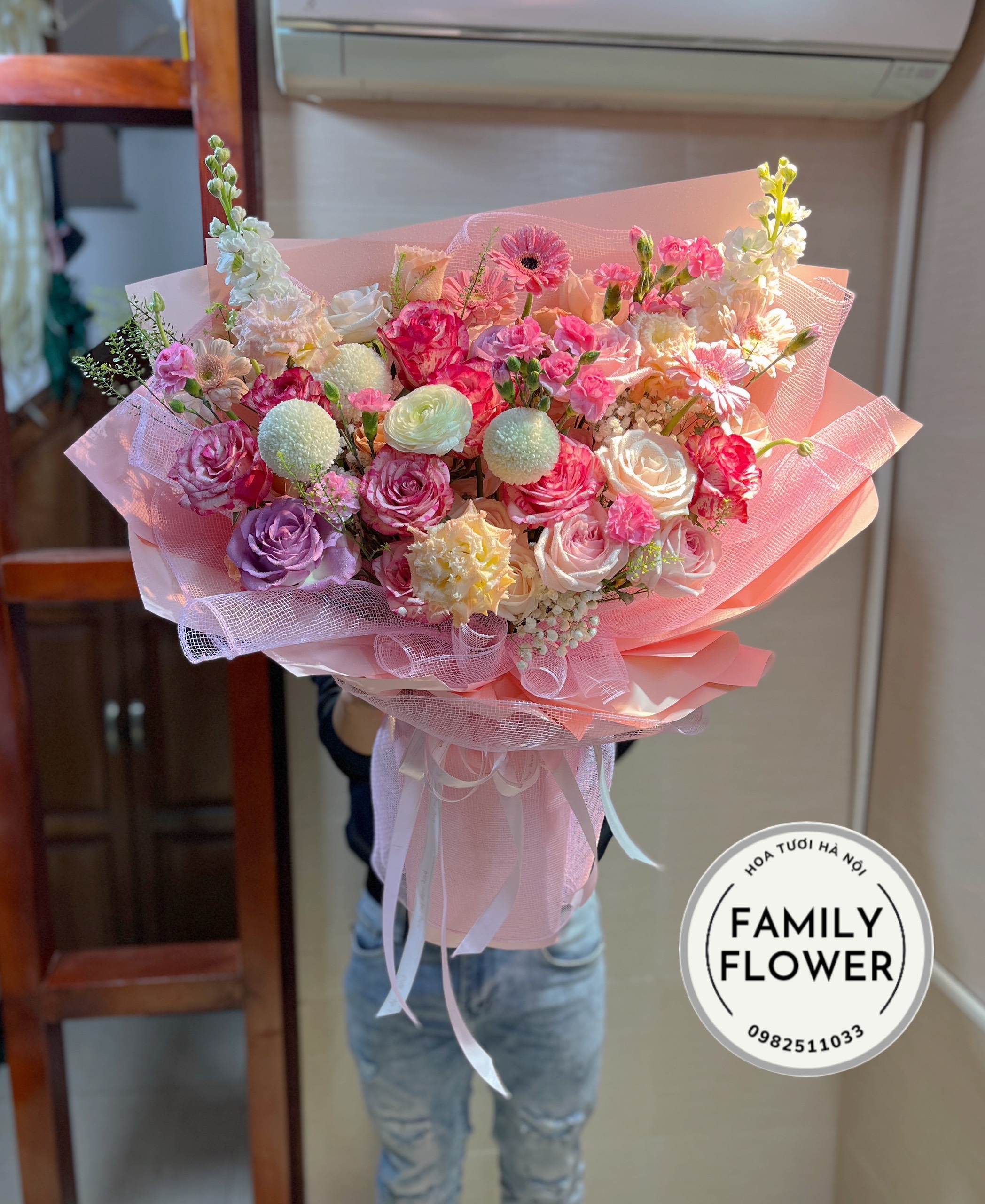 Bó hoa tone hồng tặng vợ , người yêu nhân dịp 8 tháng 3 !  Mua Hoa 8 tháng 3 Hà Nội