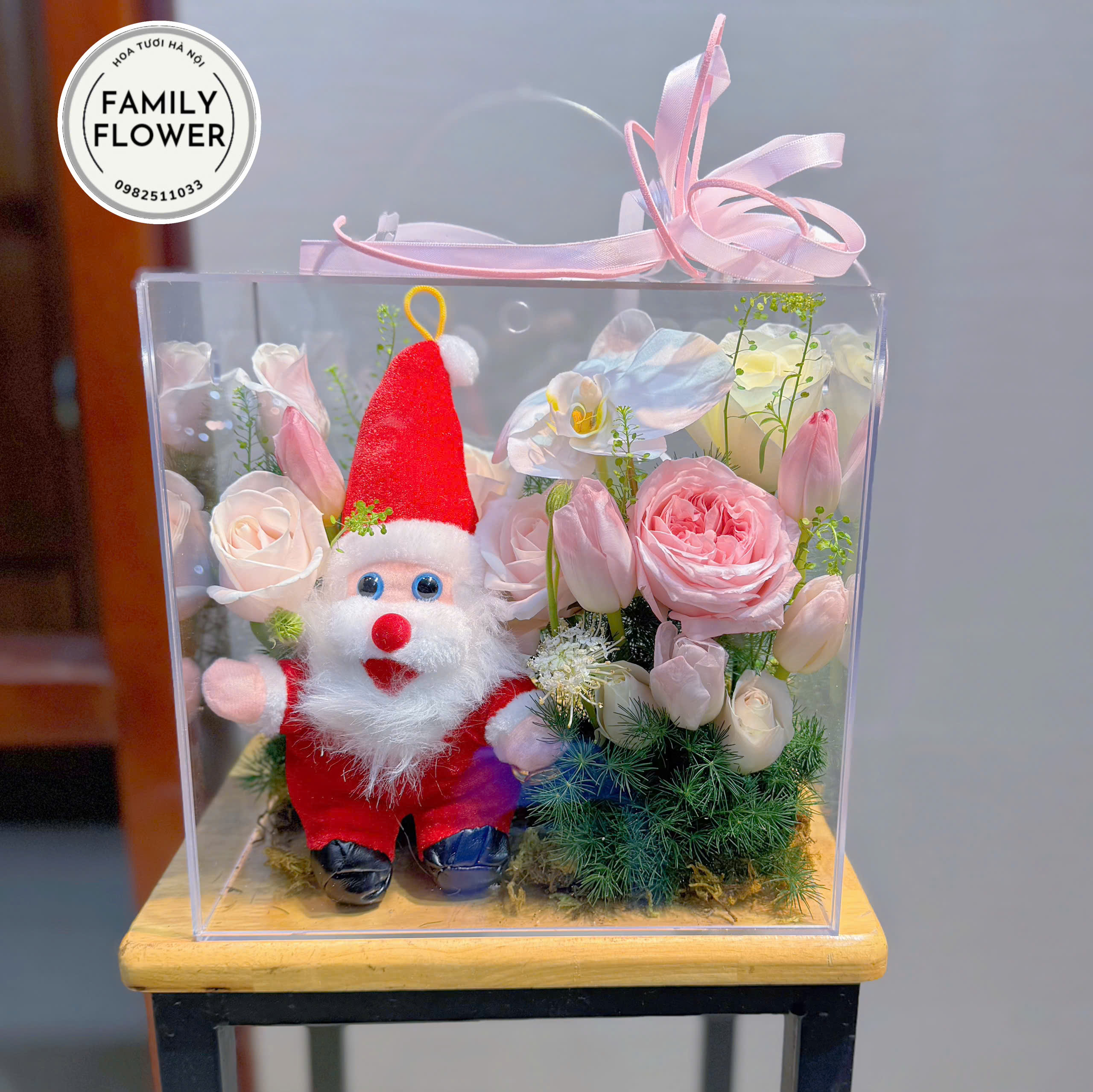 Hộp hoa mika tặng noel ở Hà Nội ! Hoa tươi Hà Nội ! Hoa tặng noel