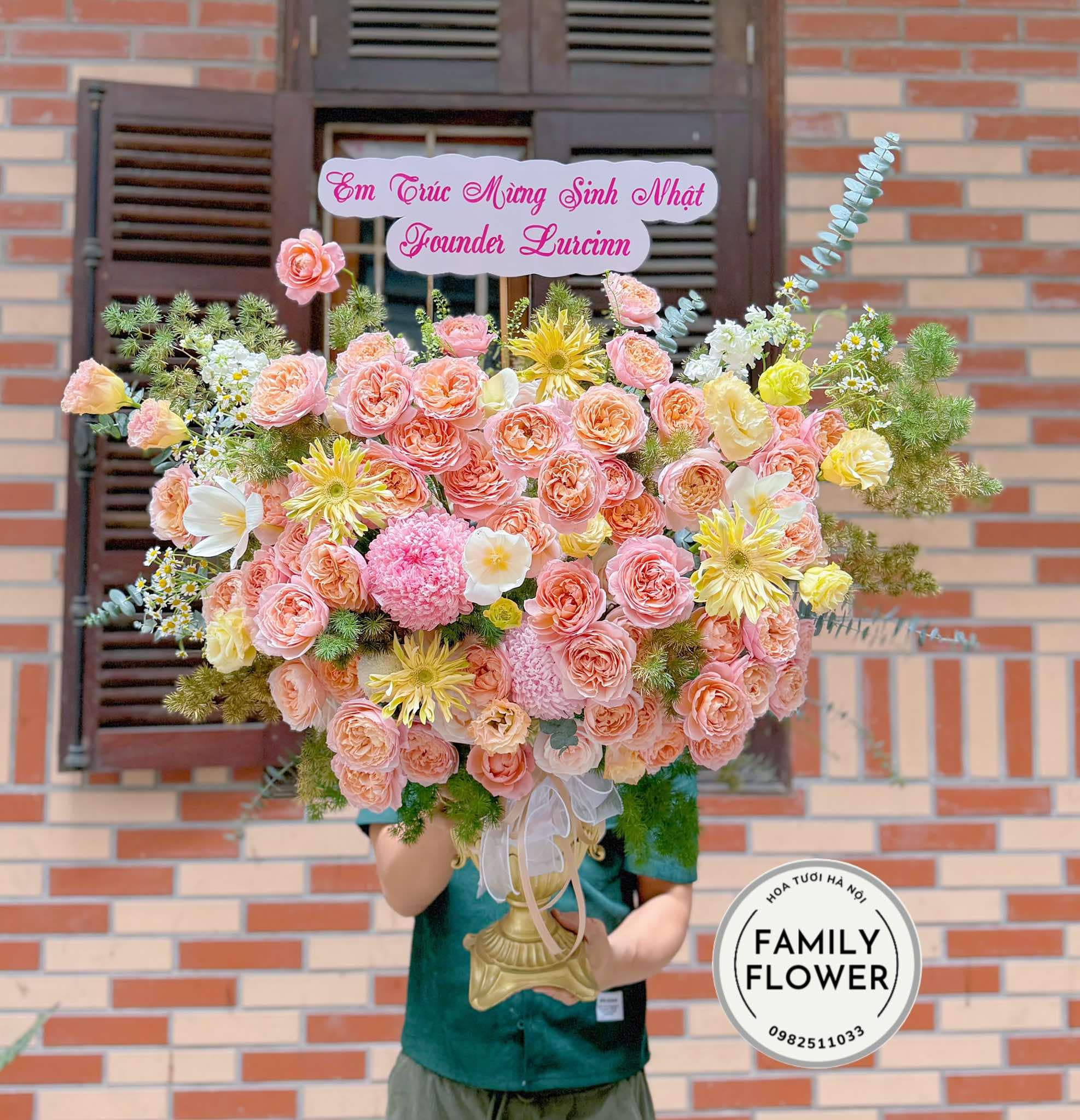 Bình hoa tặng đối tác quan trọng , sinh nhật sếp ở Hà Nội ! Hoa tặng sếp ở Hà Nội