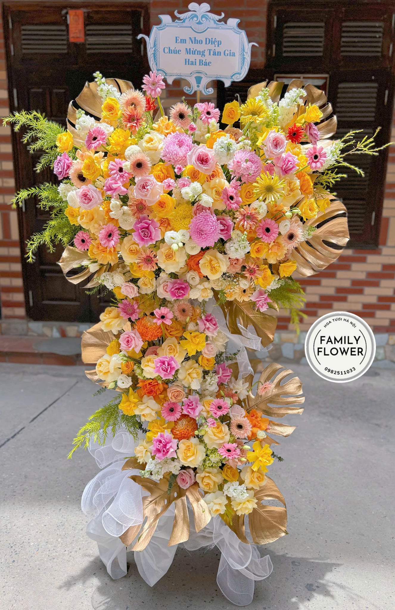 Kệ hoa chúc mừng tân gia ở Hà Nội ! Hoa tân gia Hà Nội ! Hoa tươi Hà Nội