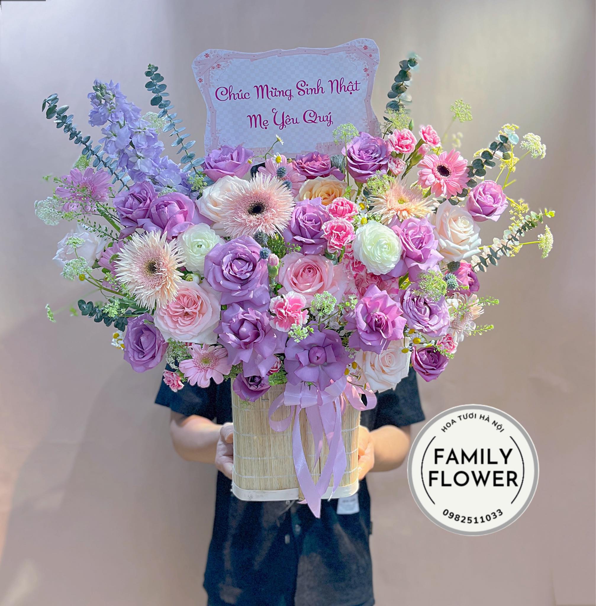 Lẵng hoa tone tím tặng chúc mừng sinh nhật mẹ tại Ba Đình Hà Nội ! Mua hoa tươi online Hà Nội