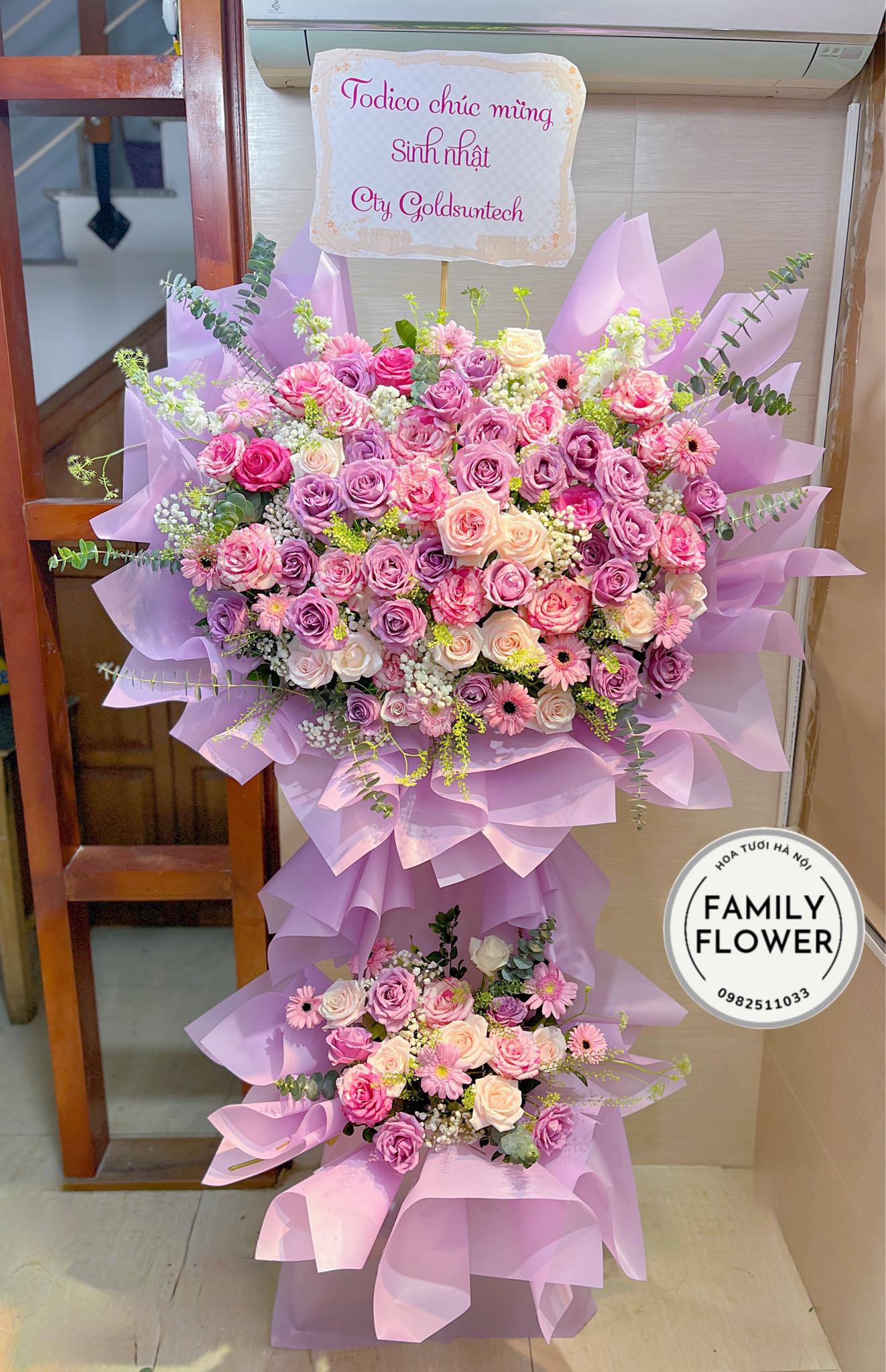 Kệ hoa tím chúc mừng sinh nhật công ty tại quận Cầu Giấy , Ba Đình Hà Nội ! Điện hoa Hà Nội