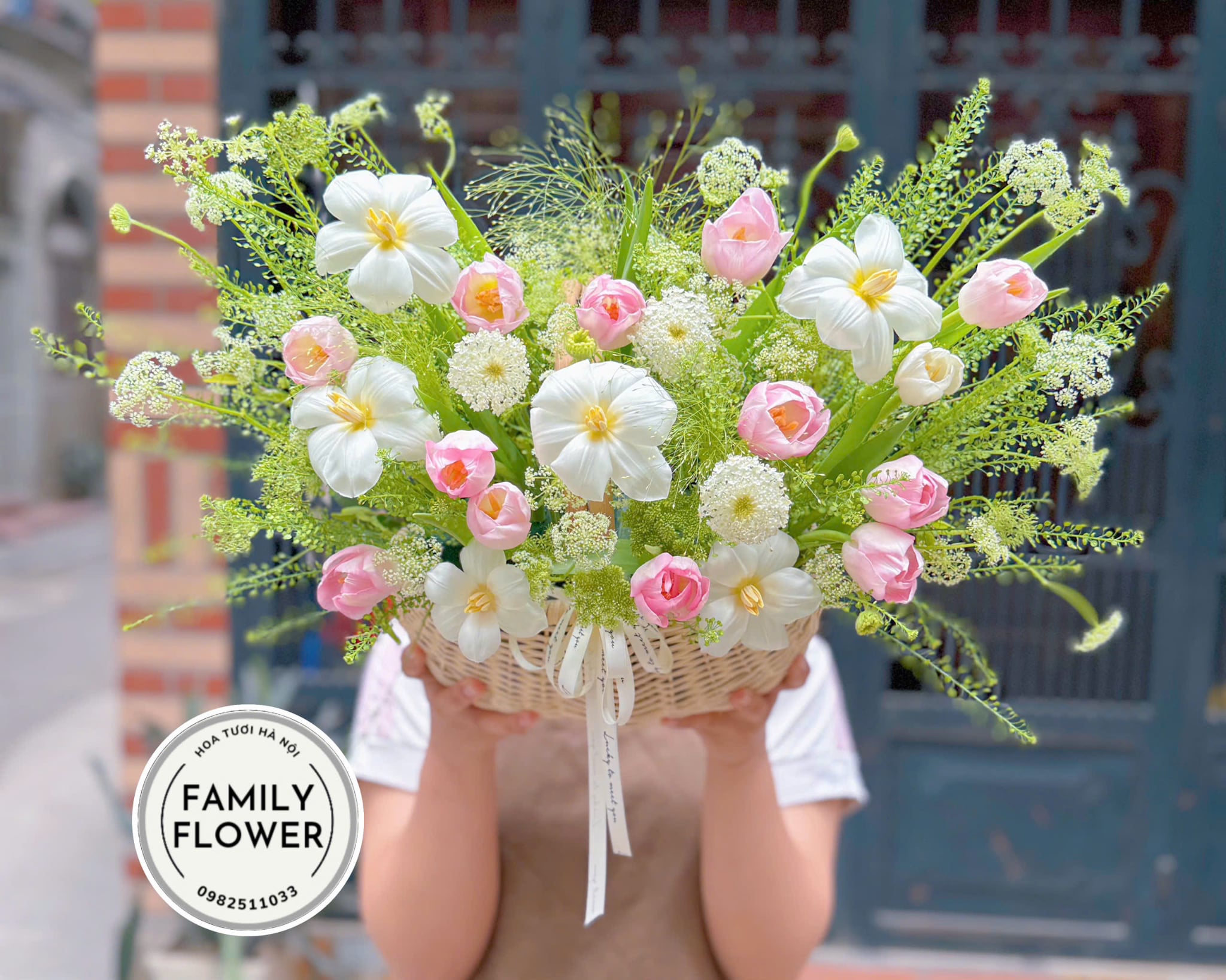 Lẵng hoa tulip tặng sinh nhật Hà Nội ! Hoa sinh nhật Hà Nội ! Hoa tulip Hà Nội