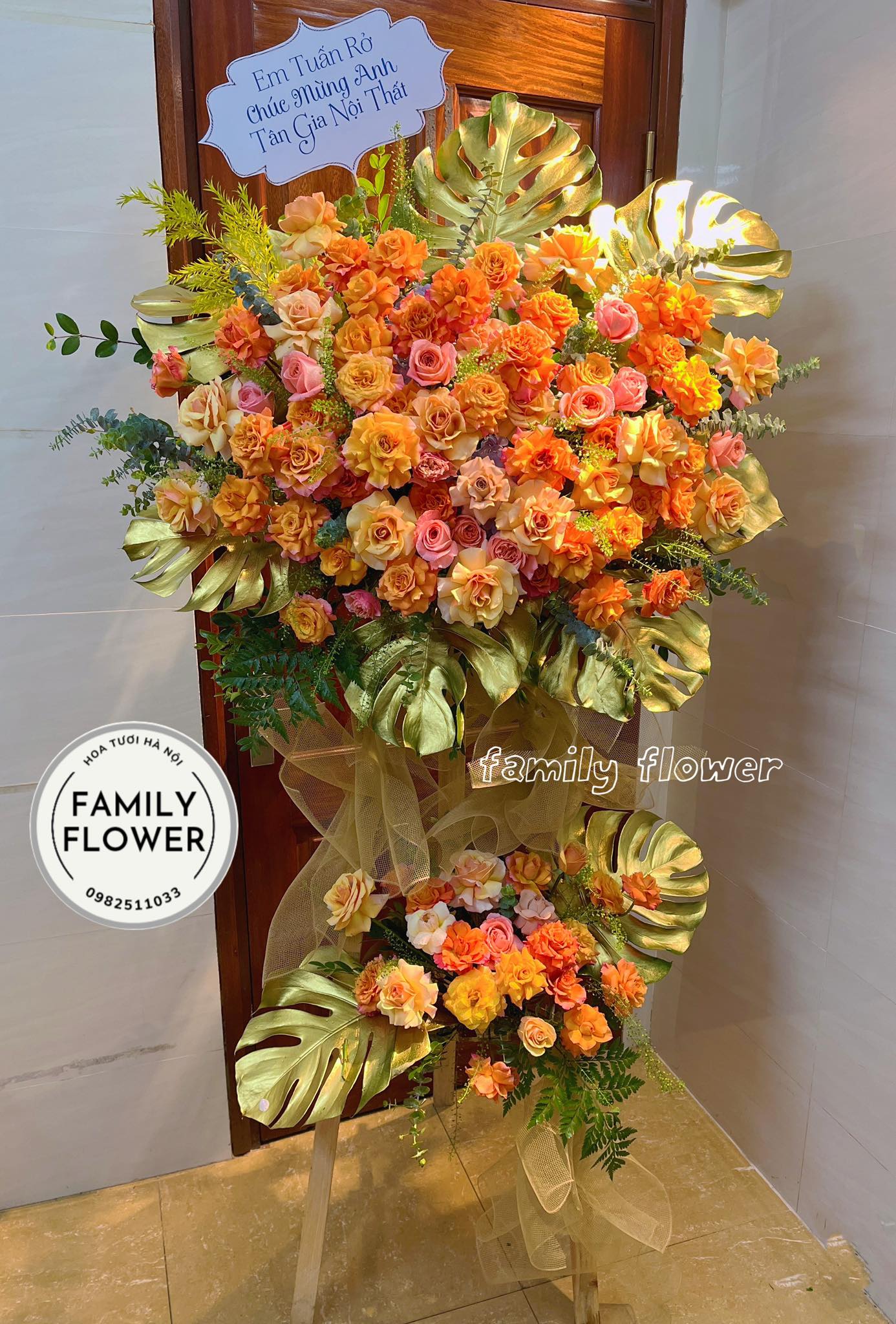 Kệ hoa khai trương tone cam chúc mừng 20/11 tại Hà Nội ! Mua hoa tươi Ba Đình! Hoa tươi Hà Nội