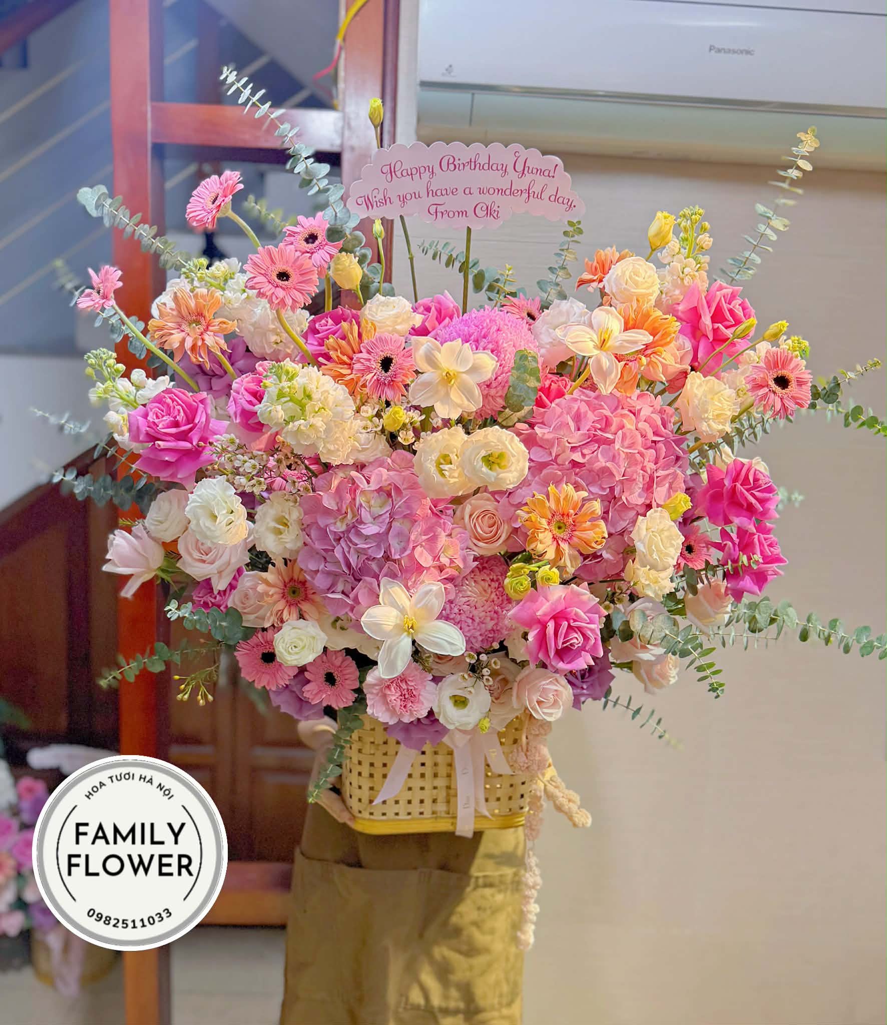 Lẵng hoa tặng sinh nhật ở Phố Linh Lang Quận Ba Đình ! Hoa tươi Linh Lang