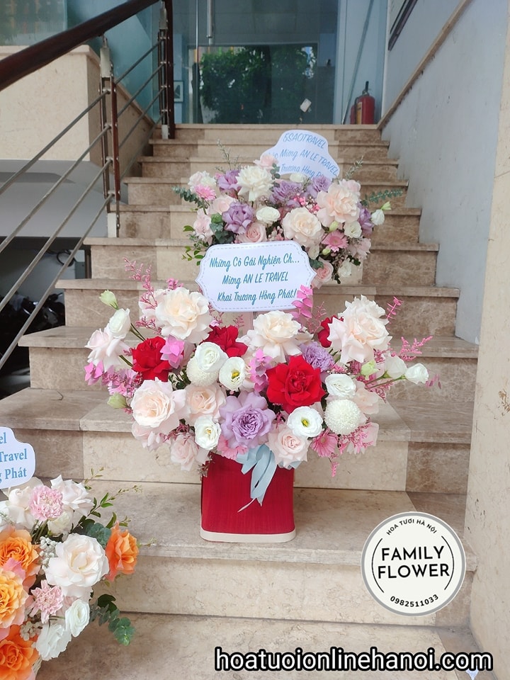 Lẵng hoa tone hồng đỏ chúc mừng khai trương ở Hà Nội .Hoa khai trương Hà Nội.