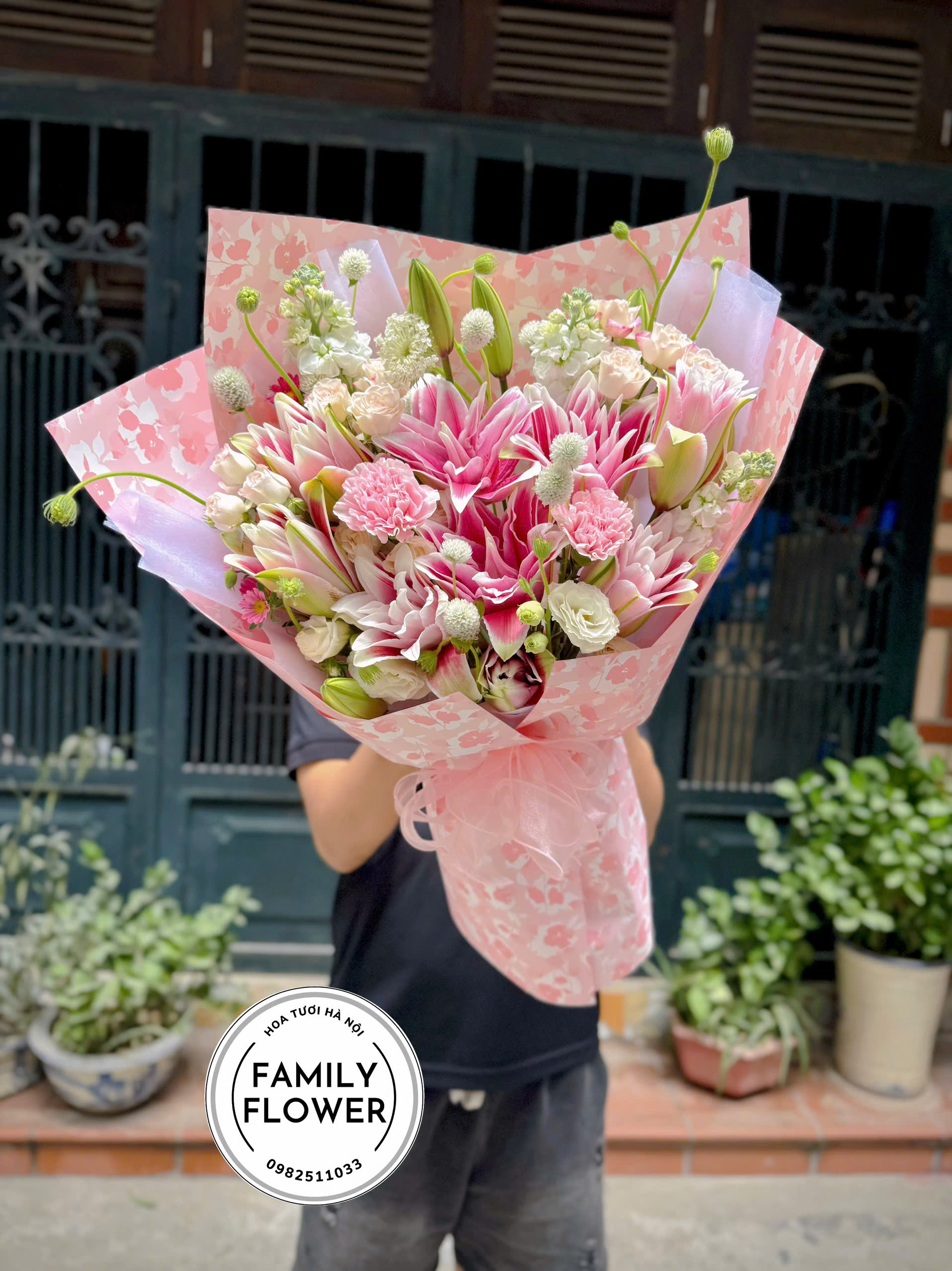 Bó Hoa Ly Hồng Pastel Tặng Ngày 20/10 – Hoa Tươi Hà Nội | Family Flower