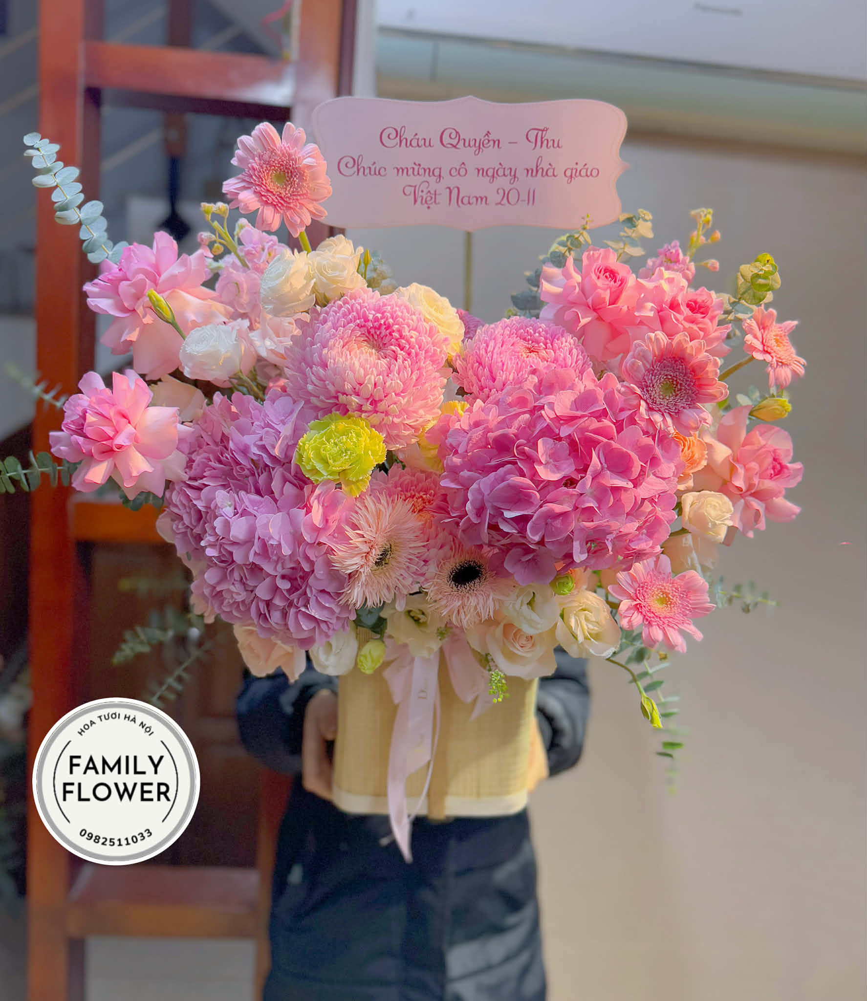 Lẵng hoa chúc mừng sinh nhật quận Cầu Giấy Hà Nội ! Hoa sinh nhật Cầu Giấy