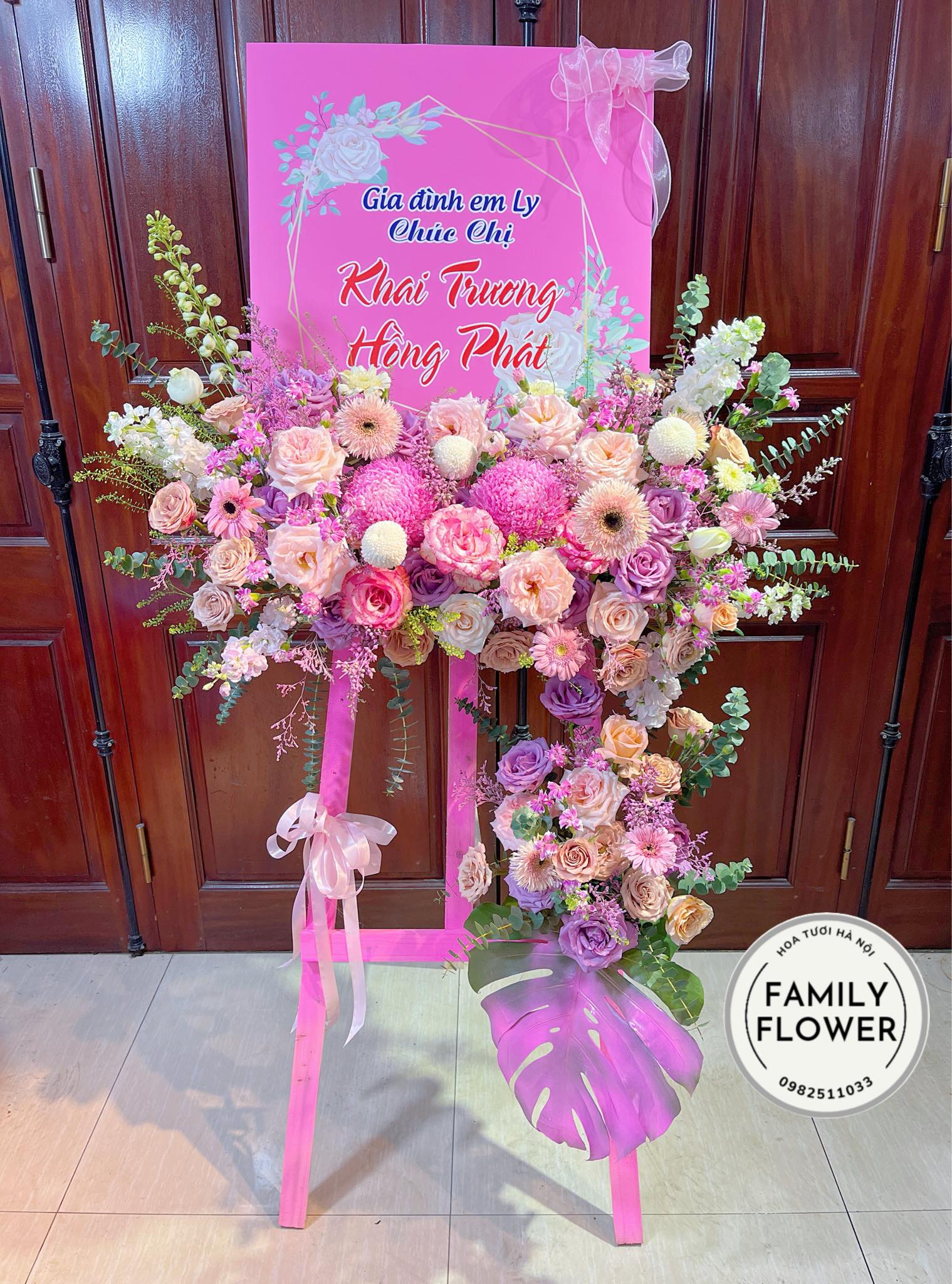 Kệ hoa khung tranh chúc mừng khai trương tại Cầu Giấy Hà Nội ! Hoa khai trương Hà Nội ! Mua hoa tươi tại Hà Nội