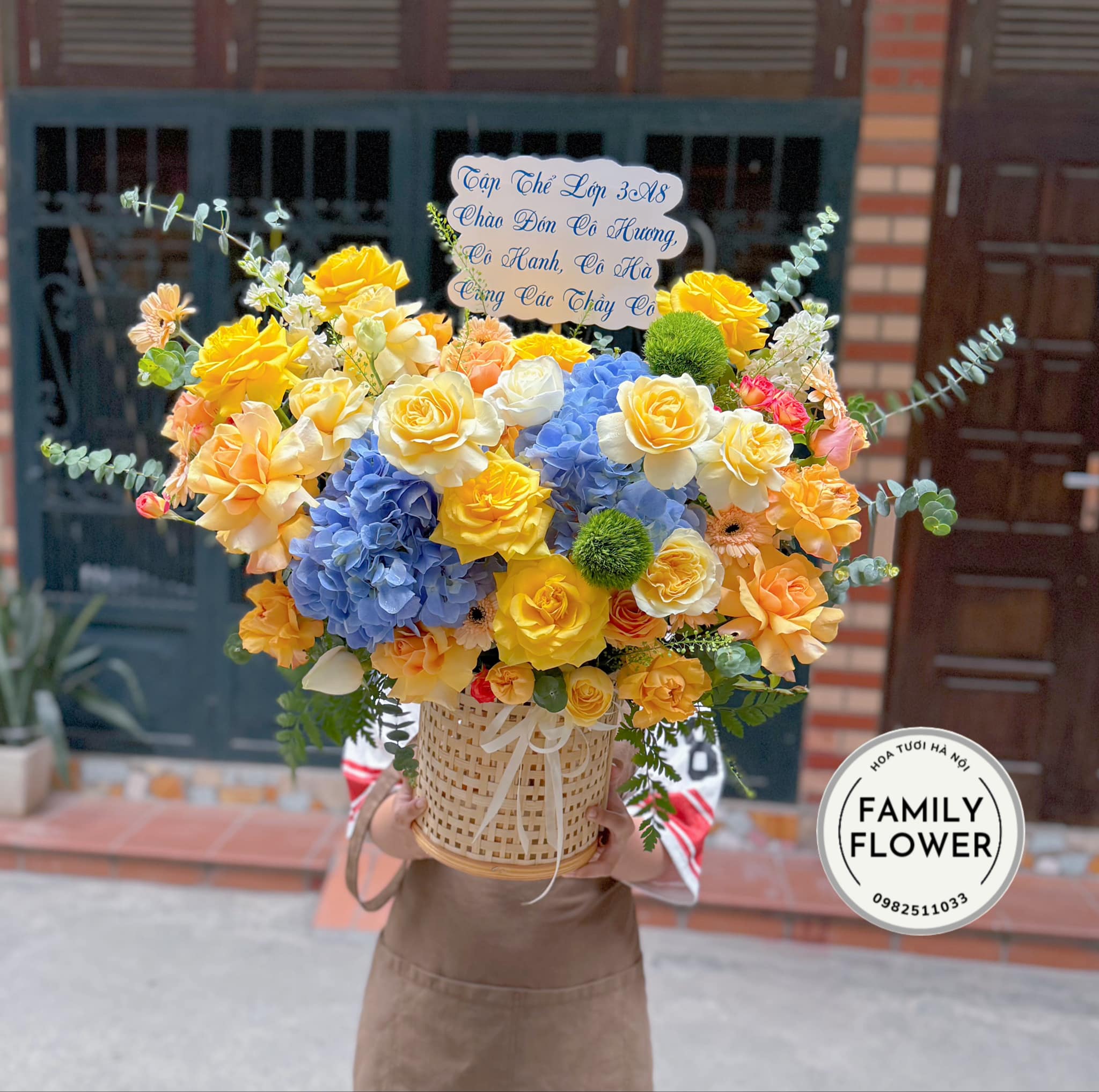 Lẵng hoa chúc mừng quận Đống đa Ba Đình Hà Nội . Mua hoa tươi Hà Nội