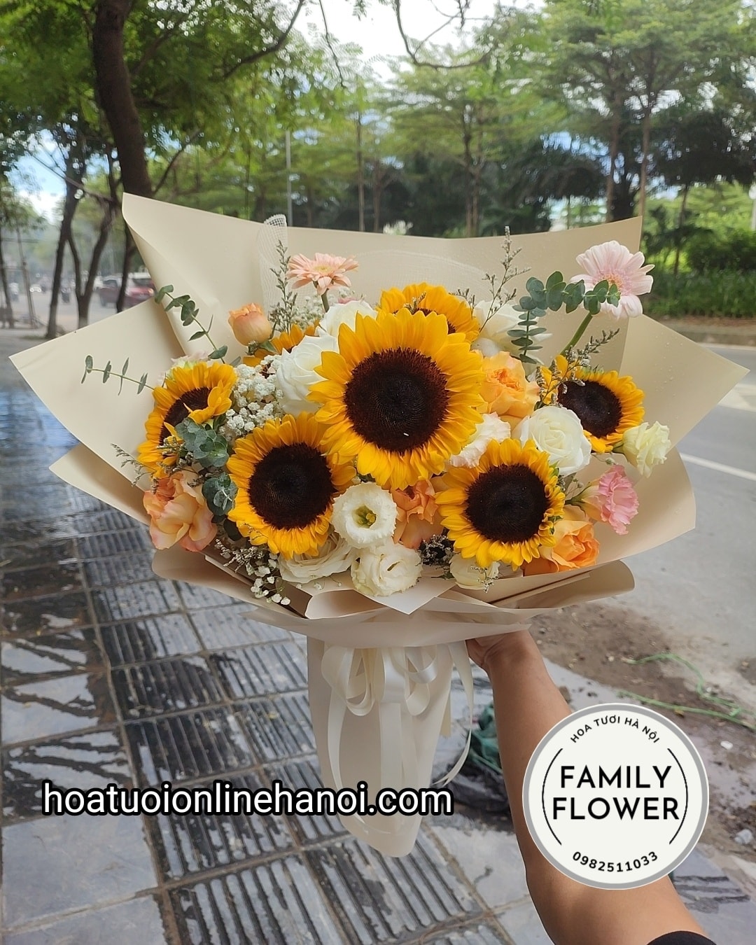 Bó hoa hướng dương chúc mừng tốt nghiệp tại Hà Nội . Hoa tốt nghiệp Hà Nội.