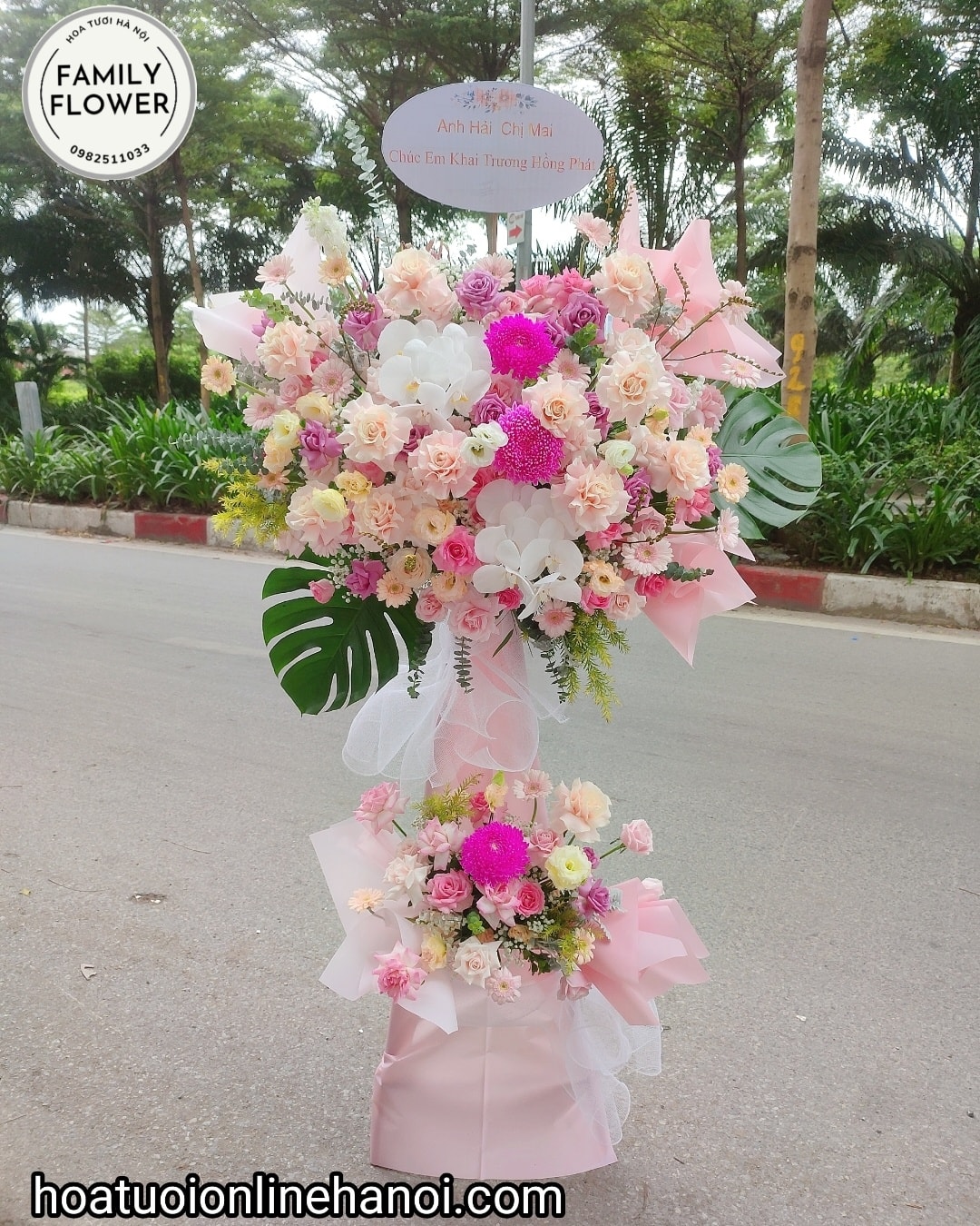 Kệ hoa vip chúc mừng sinh nhật công ty , khai trương sang trọng ở CẦU GIẤY - HÀ NỘI.