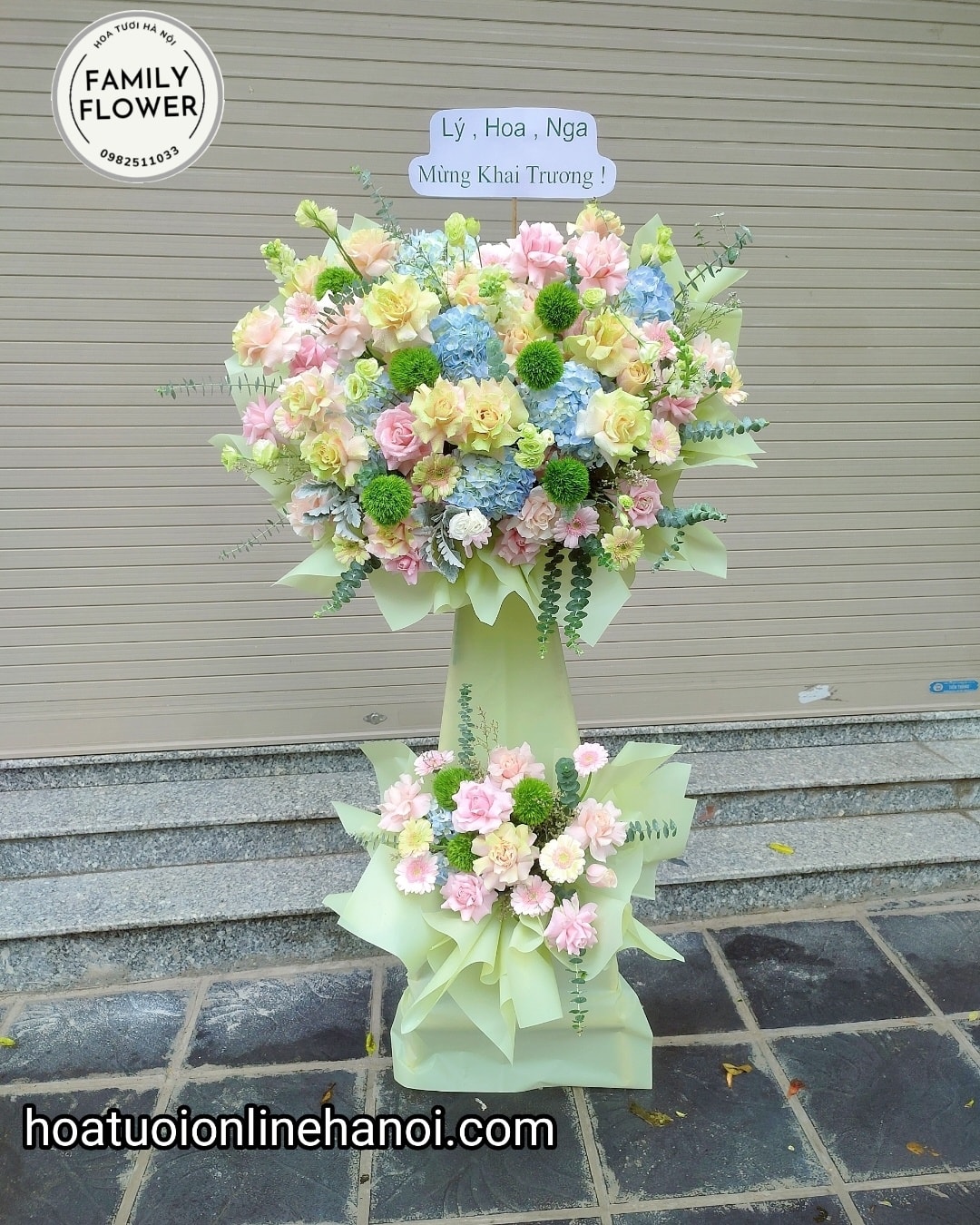 Kệ hoa xanh tươi tắn chúc mừng bạn bè, đồng nghiệp, người thân khai trương hồng phát ở Cầu Giấy -Hà Nội