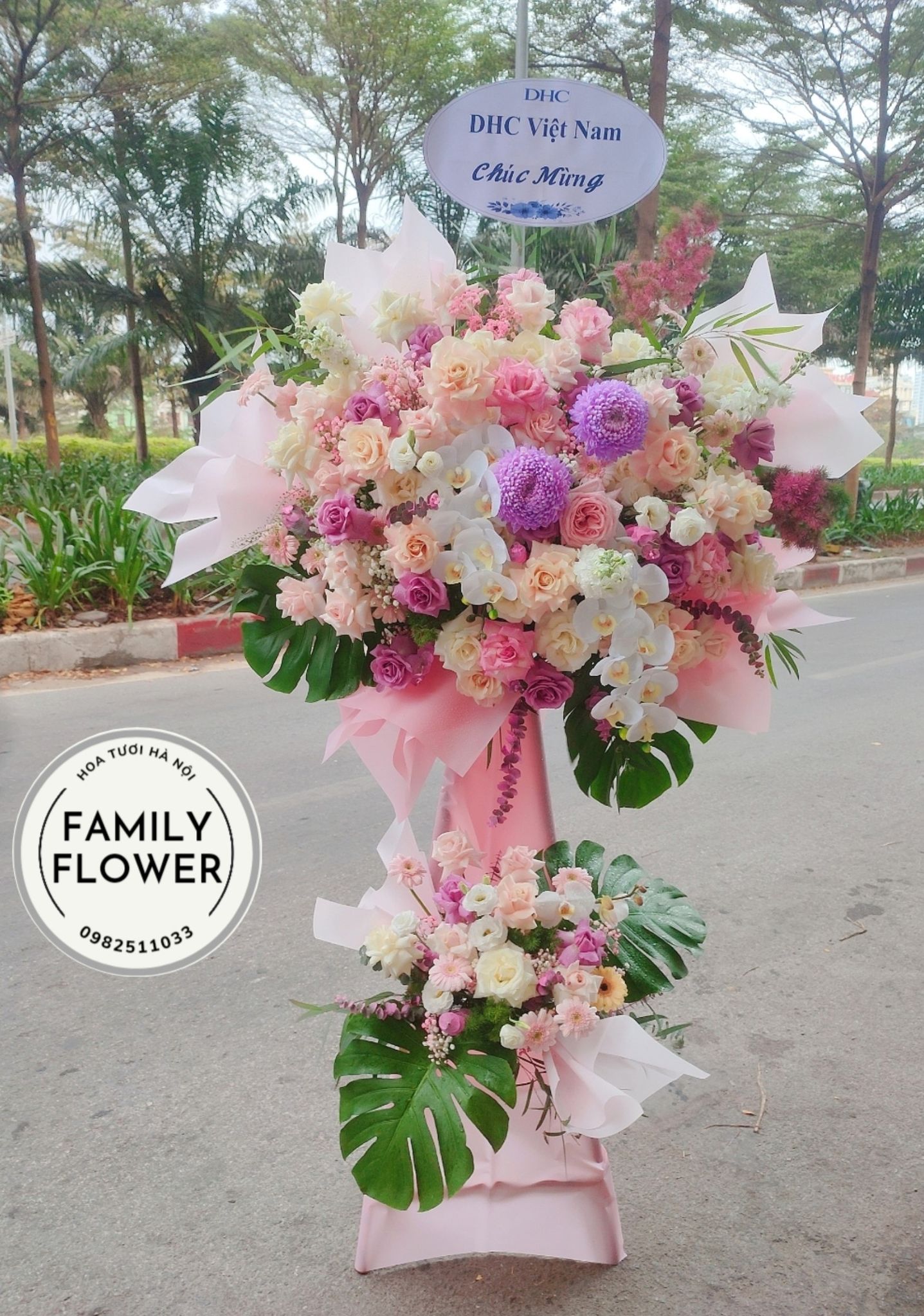 Kệ hoa vip chúc mừng khai trương , sự kiện , hội nghị sang trọng tại Hà Nội, cây hoa Hà Nội