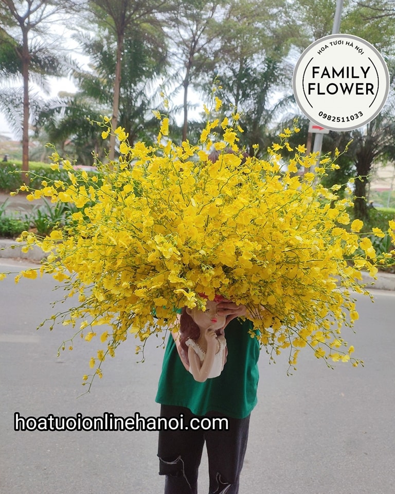 BÌNH HOA VŨ NỮ VIP TẶNG SẾP , ĐỐI TÁC QUAN TRỌNG Ở HÀ NỘI . HOA TẶNG SẾP Ở HÀ NỘI