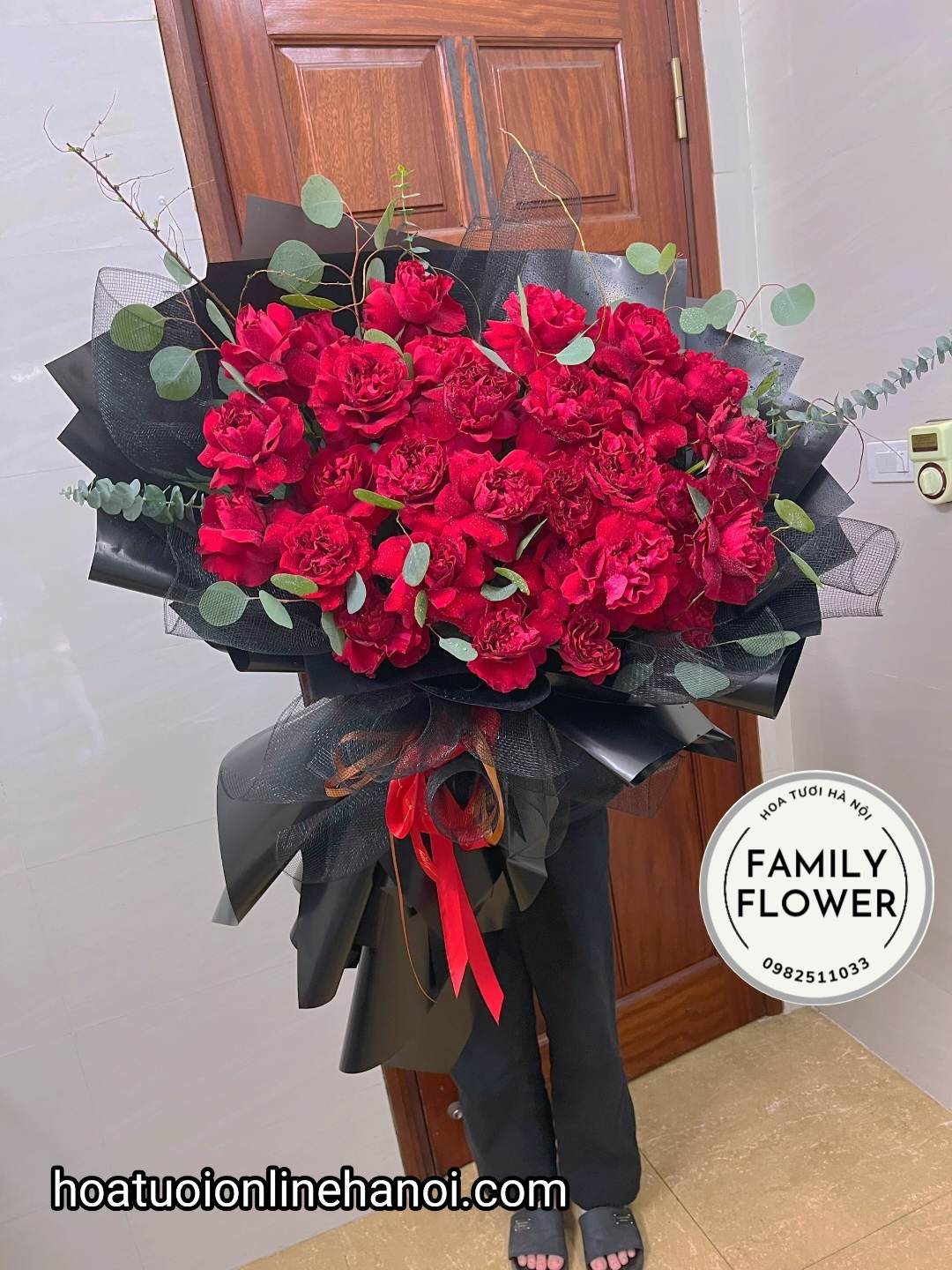 Hoa valentine . bó hoa hồng đỏ khổng lồ tặng người yêu ở Hà Nội