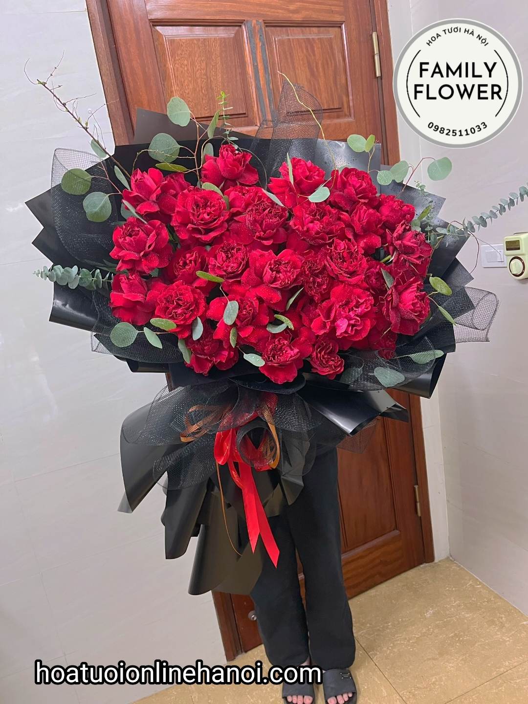 Hoa valentine . bó hoa hồng đỏ khổng lồ tặng người yêu ở Hà Nội