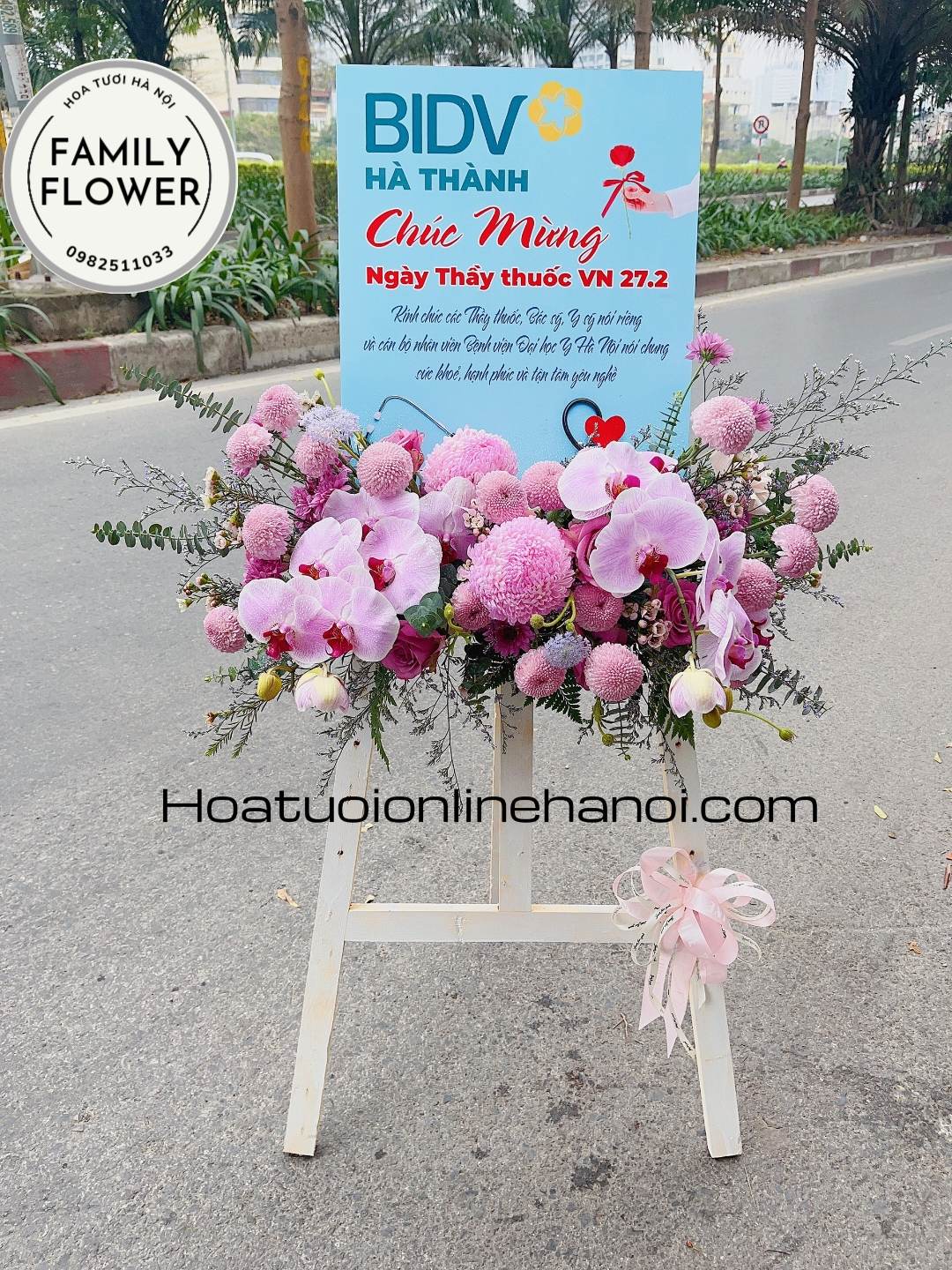 Kệ hoa chúc mừng ngày thầy thuốc Việt Nam 27/2 tại Hà Nội