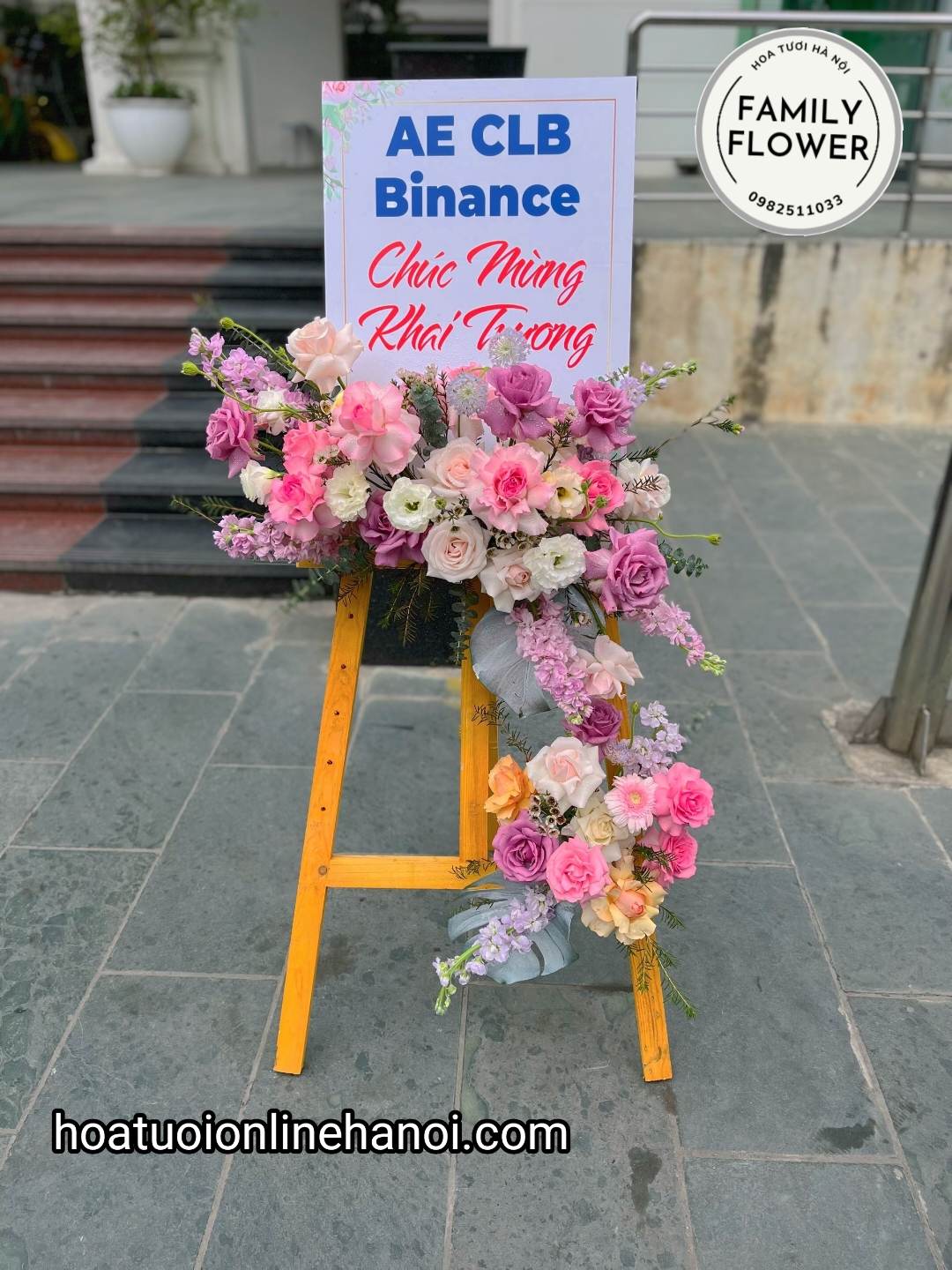 Kệ hoa hiện đại chúc mừng khai trương sang trọng tại HÀ NỘI . ĐẶT HOA ONLINE HÀ NỘI