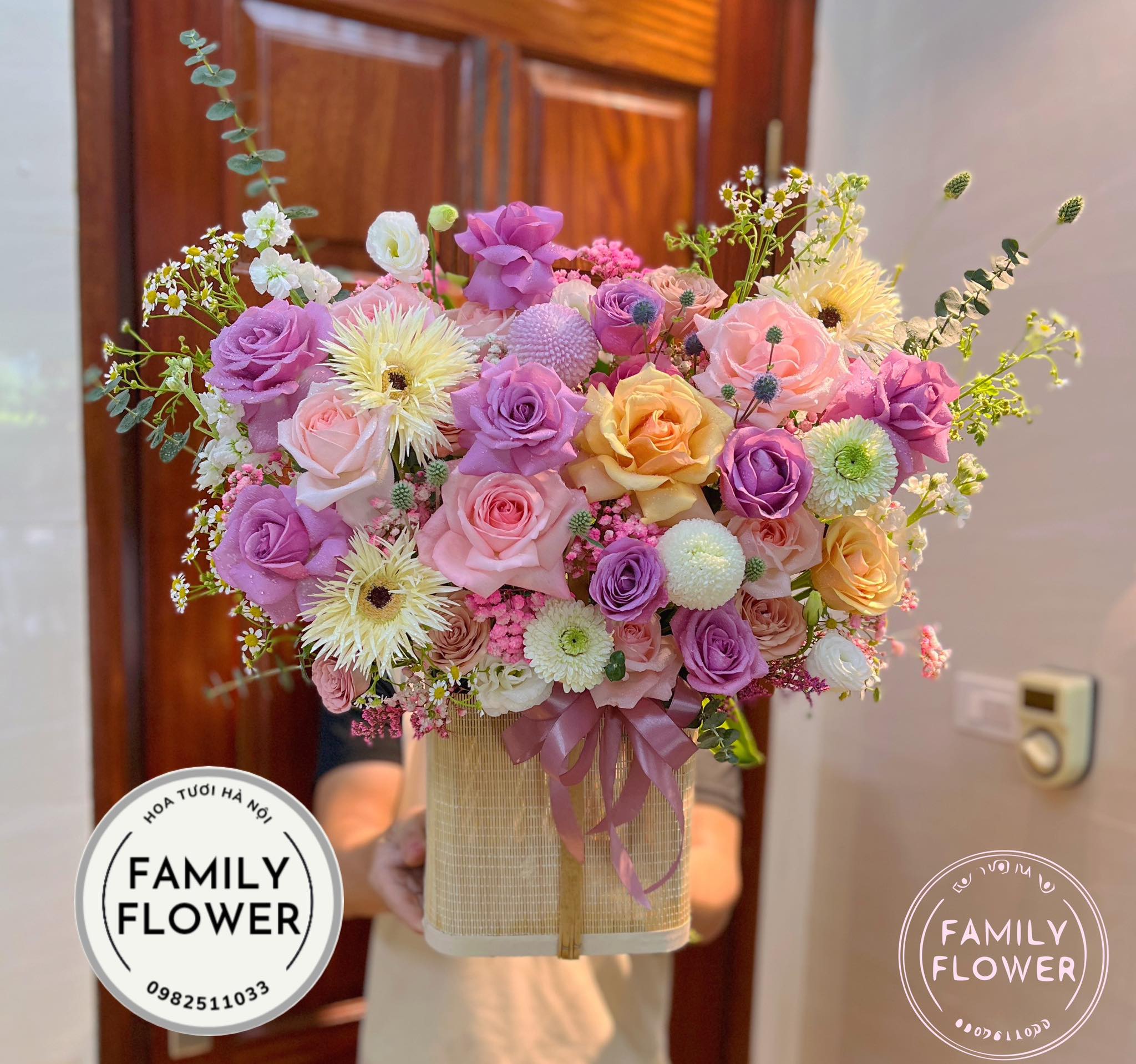 Lẵng hoa  chúc mừng ngày phụ nữ việt nam 20 tháng 10 quận Ba Đình , Cầu Giấy Hà Nội