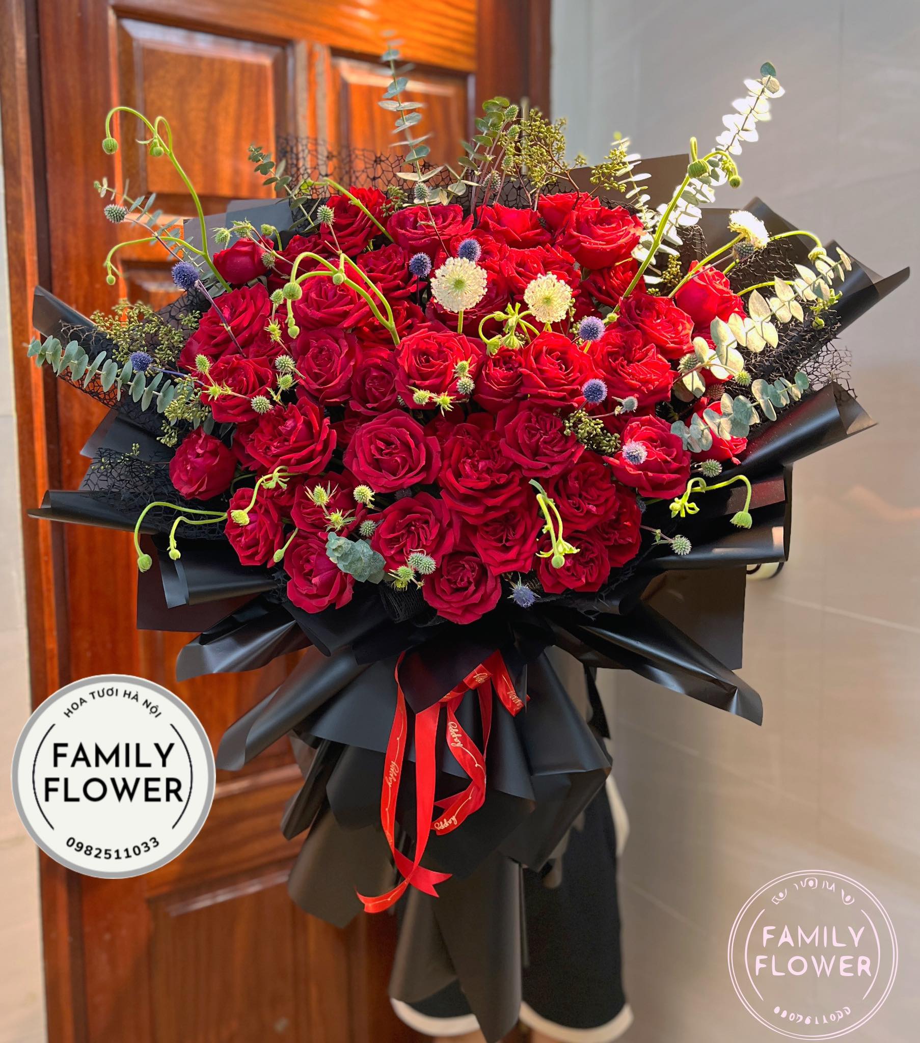 Bó hoa hồng đỏ tặng người yêu nhân dịp 20 tháng 10 ở Hà Nội ! Mua hoa tươi Hà Nội
