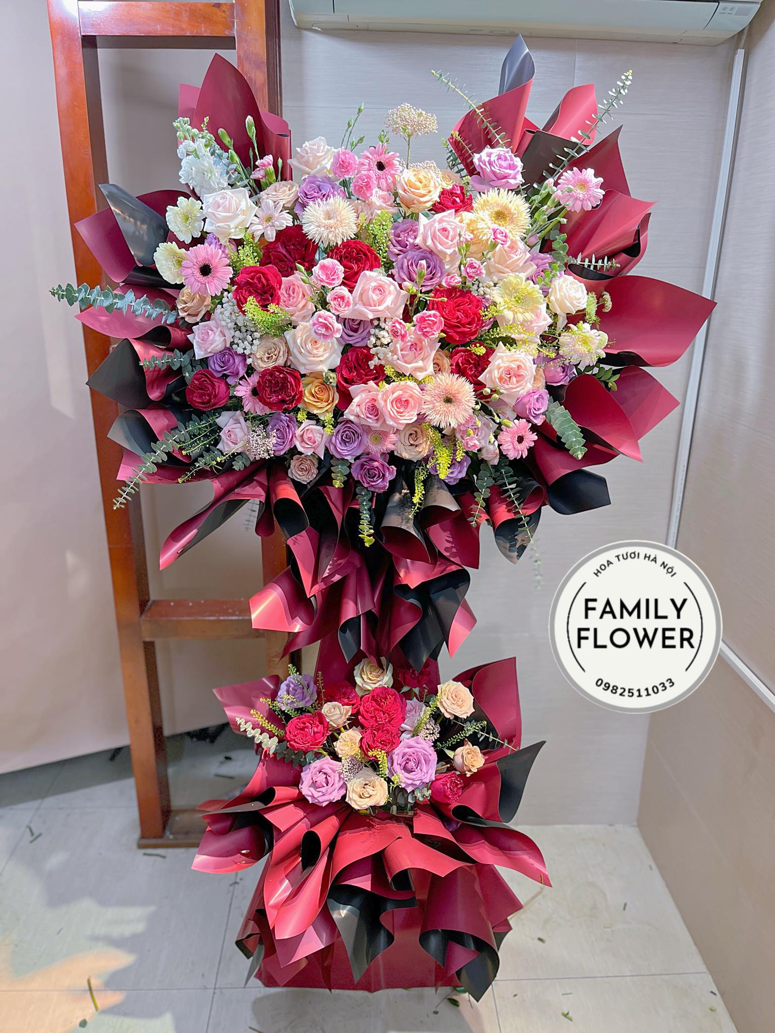 Kệ hoa kỷ niệm thành lập công ty  , sự kiện  khai trương ở Hà Nội ! Hoa tươi Hà Nội