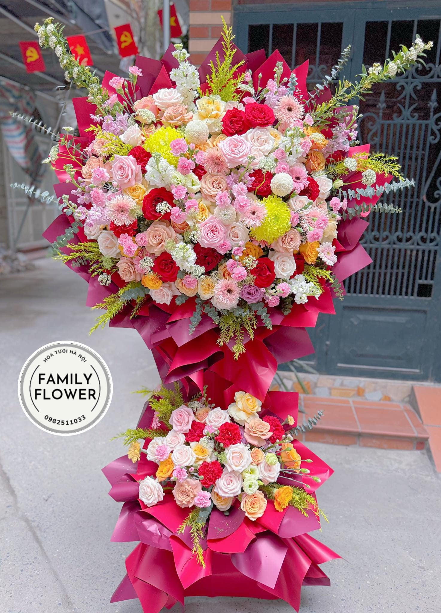 Hoa khai trương Hà Nội ! Mua hoa tươi Hà Nội kệ hoa 2 tầng chúc mừng khai trương quận Đống Đa
