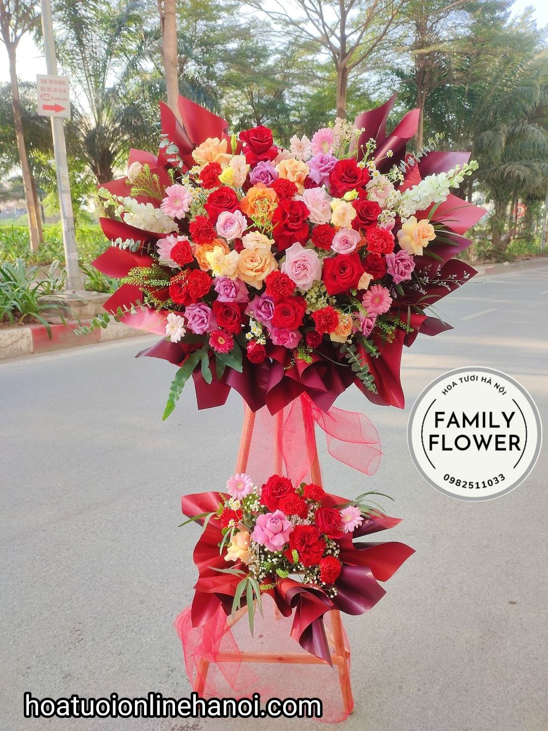 Hoa khai trương! Kệ hoa chúc mừng khai trương tại quận Tây Hồ - Hà Nội , hoa tươi Hà Nội