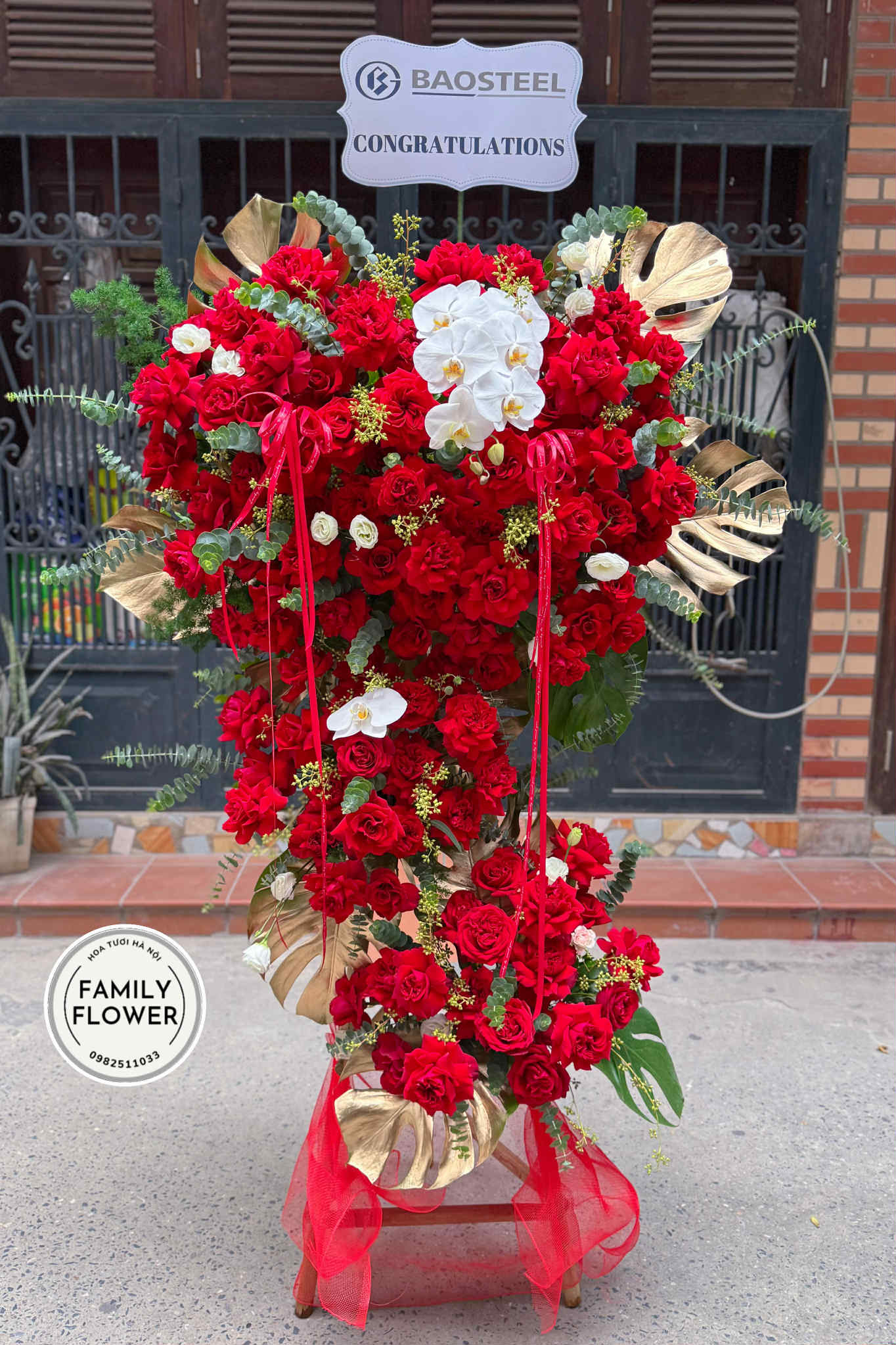 Kệ hoa hồng đỏ mừng khai trương hồng phát ở quận Cầu Giấy ! Hoa khai trương Cầu Giấy