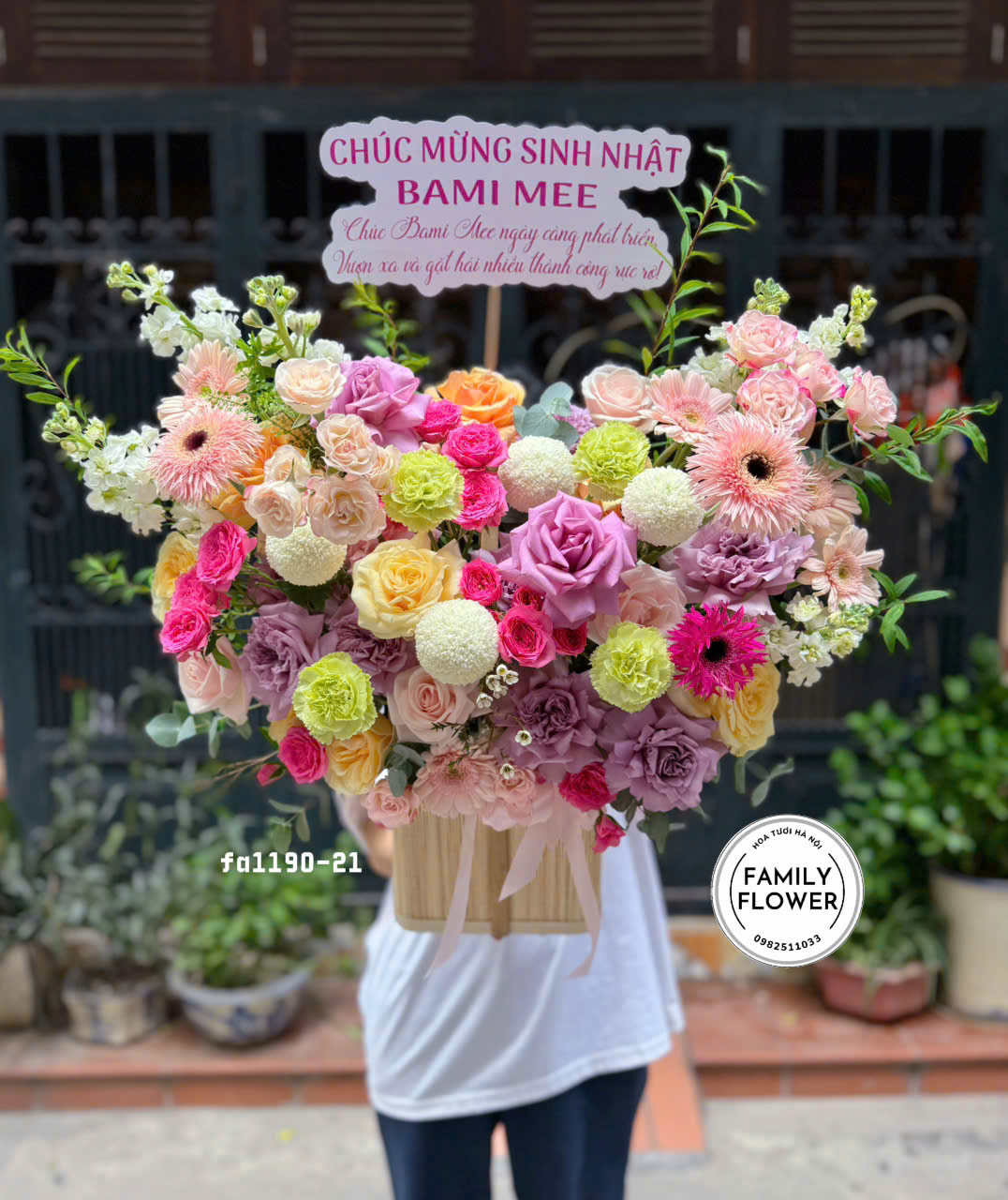 Lẵng Hoa Sinh Nhật Nhiều Màu Sang Trọng – Hoa Sinh Nhật Hà Nội | Family Flower