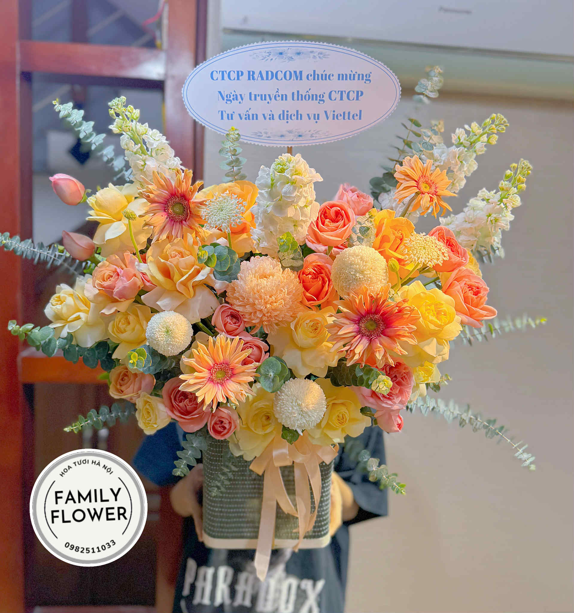 Lẵng hoa tặng thầy cô nhân dịp ngày nhà giáo Việt Nam 20 tháng 11