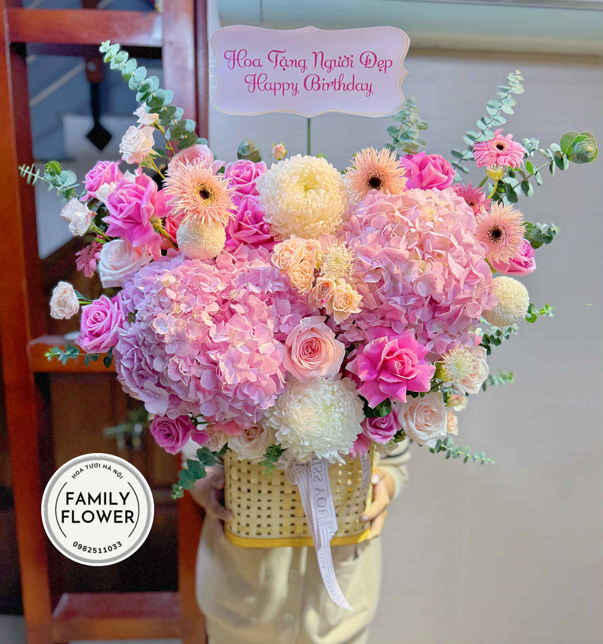 Lẵng hoa chúc mừng ngày nhà giáo Việt Nam 20 tháng 11 quận Cầu Giấy , Ba Đình Hà Nội ! Hoa 20 tháng 11