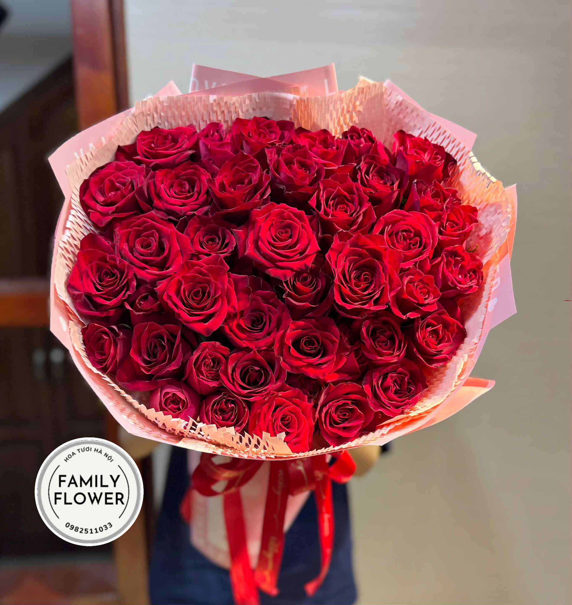 Bó hoa hồng đỏ tặng người yêu quận Hoàn Kiếm Hà Nội ! Hoa hồng đỏ Hoàn Kiếm