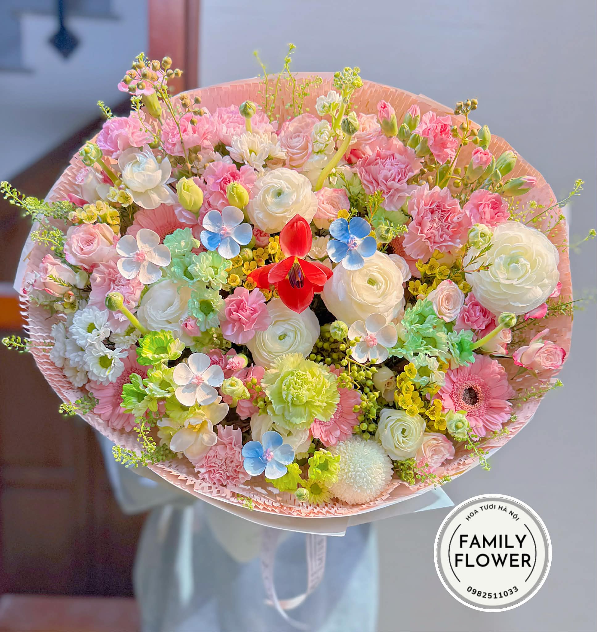 Bó hoa tặng bạn gái nhân dịp valentine , noel Hà Nội ! Bó hoa mix nhiều màu tặng bạn gái ở Hà Nội