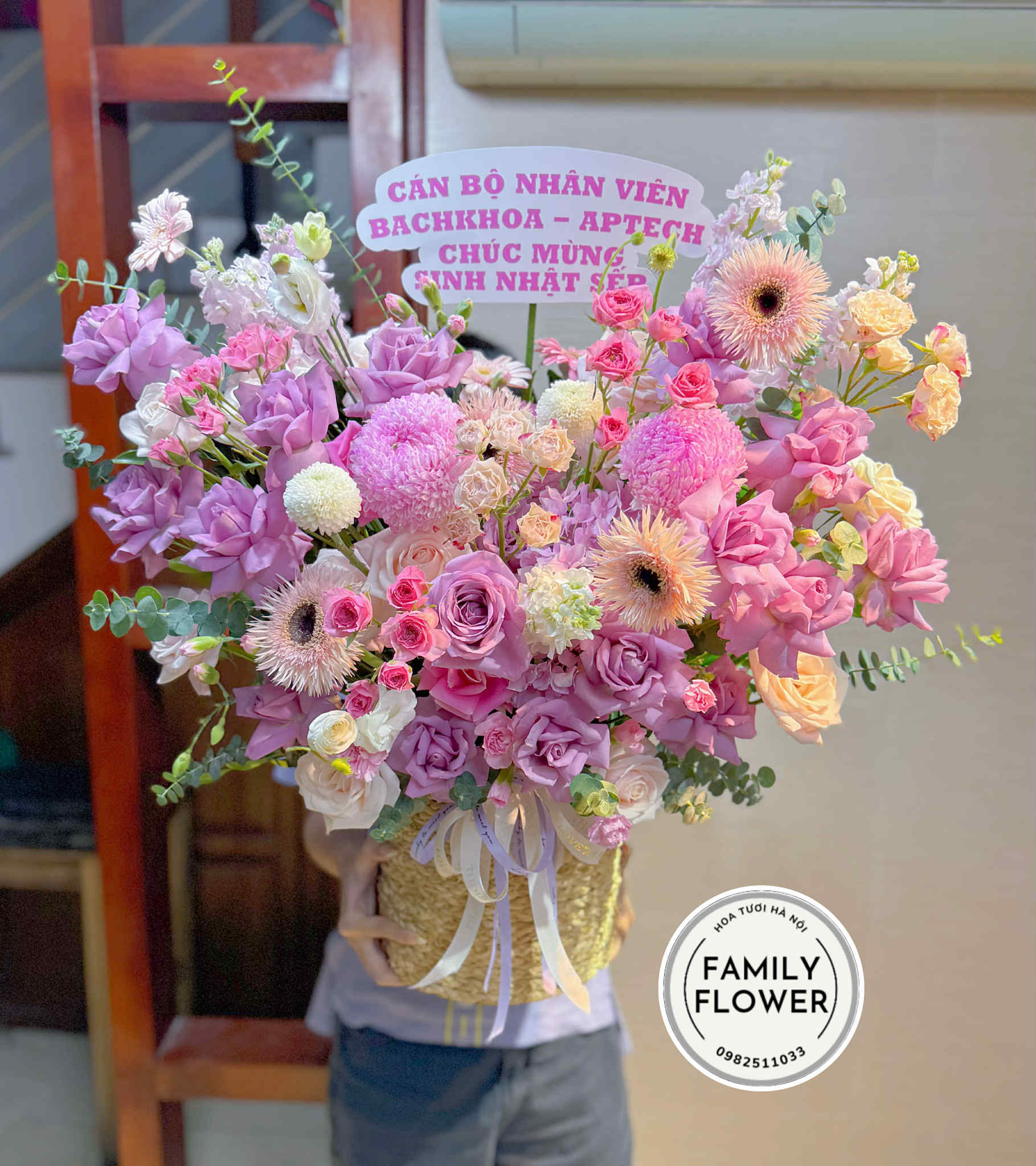 Lẵng hoa sinh nhật quận Ba Đình. Hoa tươi Hà Nội. mua hoa sinh nhật Hà Nội