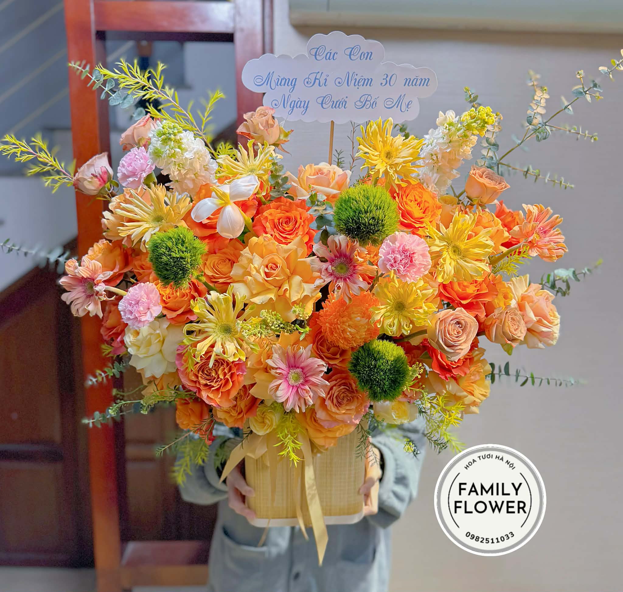 Lẵng hoa chúc mừng ngày 8 tháng 3 ! Hoa 8 tháng 3 Hà Nội ! Family flower hoa 8 tháng 3 Hà Nội