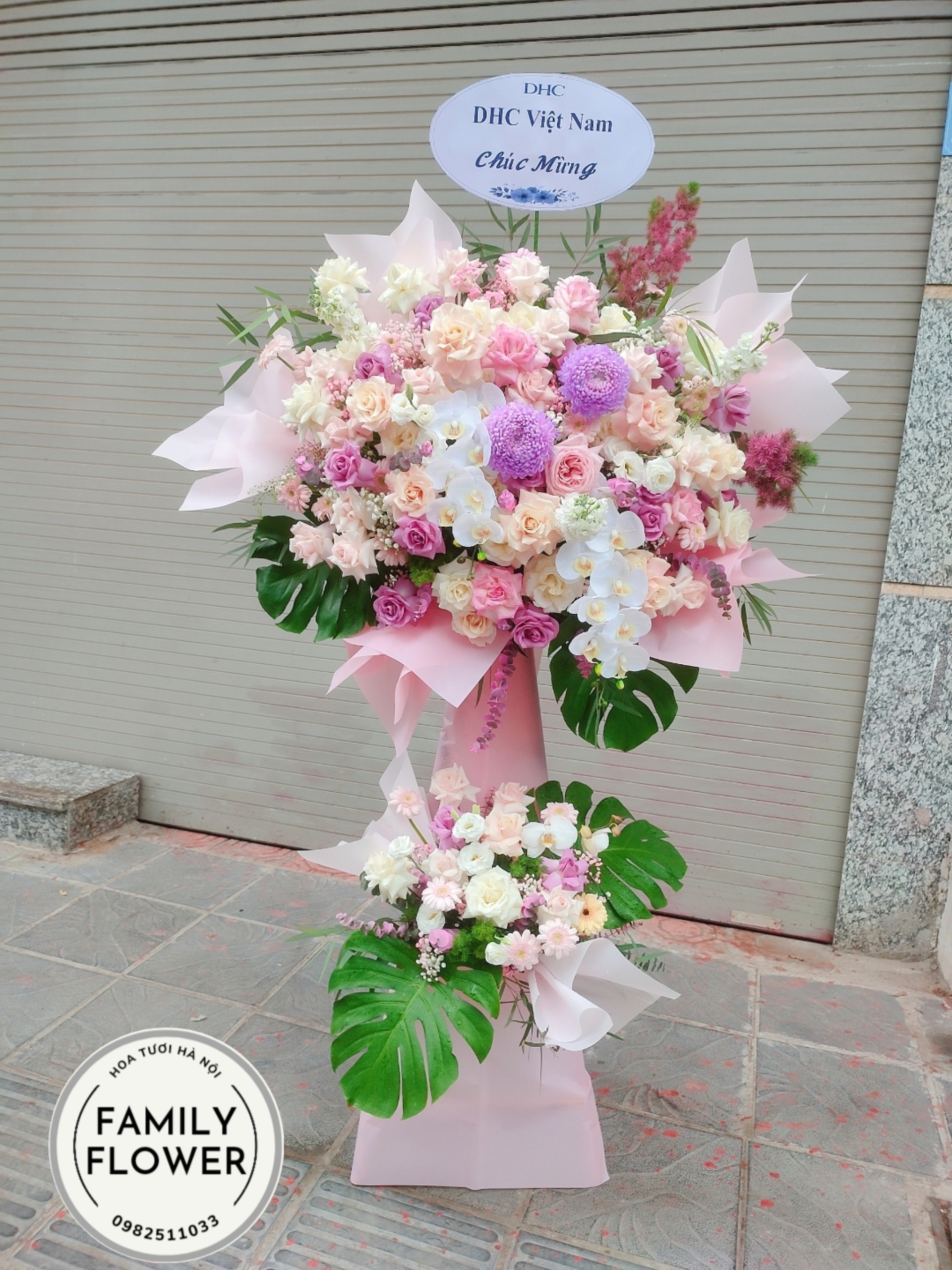 Kệ hoa vip chúc mừng khai trương , sự kiện , hội nghị sang trọng tại Hà Nội, cây hoa Hà Nội