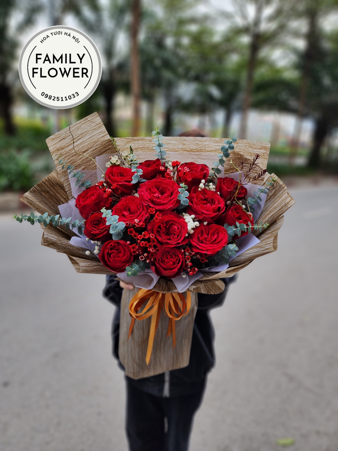 Hoa hồng đỏ tặng người yêu bạn gái nhân dịp sinh nhật 8-3