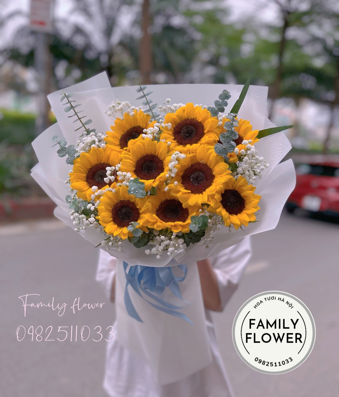 Shop hoa online Hà Nội ! Bó hoa hướng dương tặng tốt nghiệp quận Đống Đa