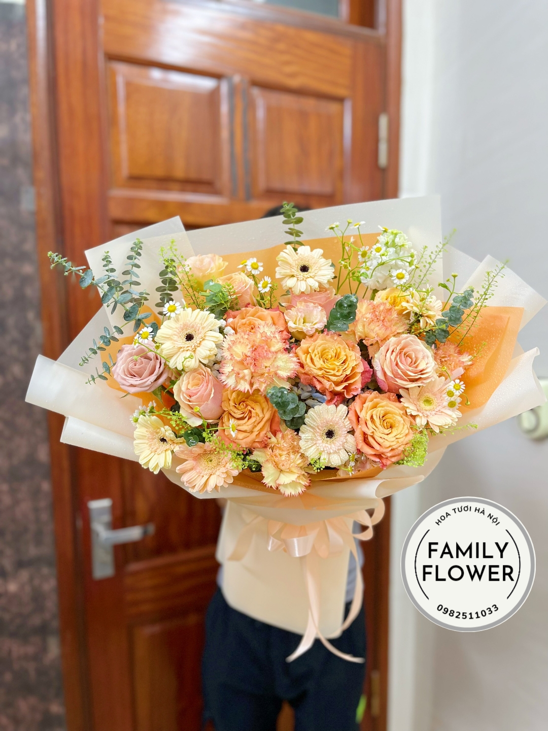 Bó hoa tặng tone cam tặng nam ở quận Ba Đình ! Mua hoa tươi Ba Đình