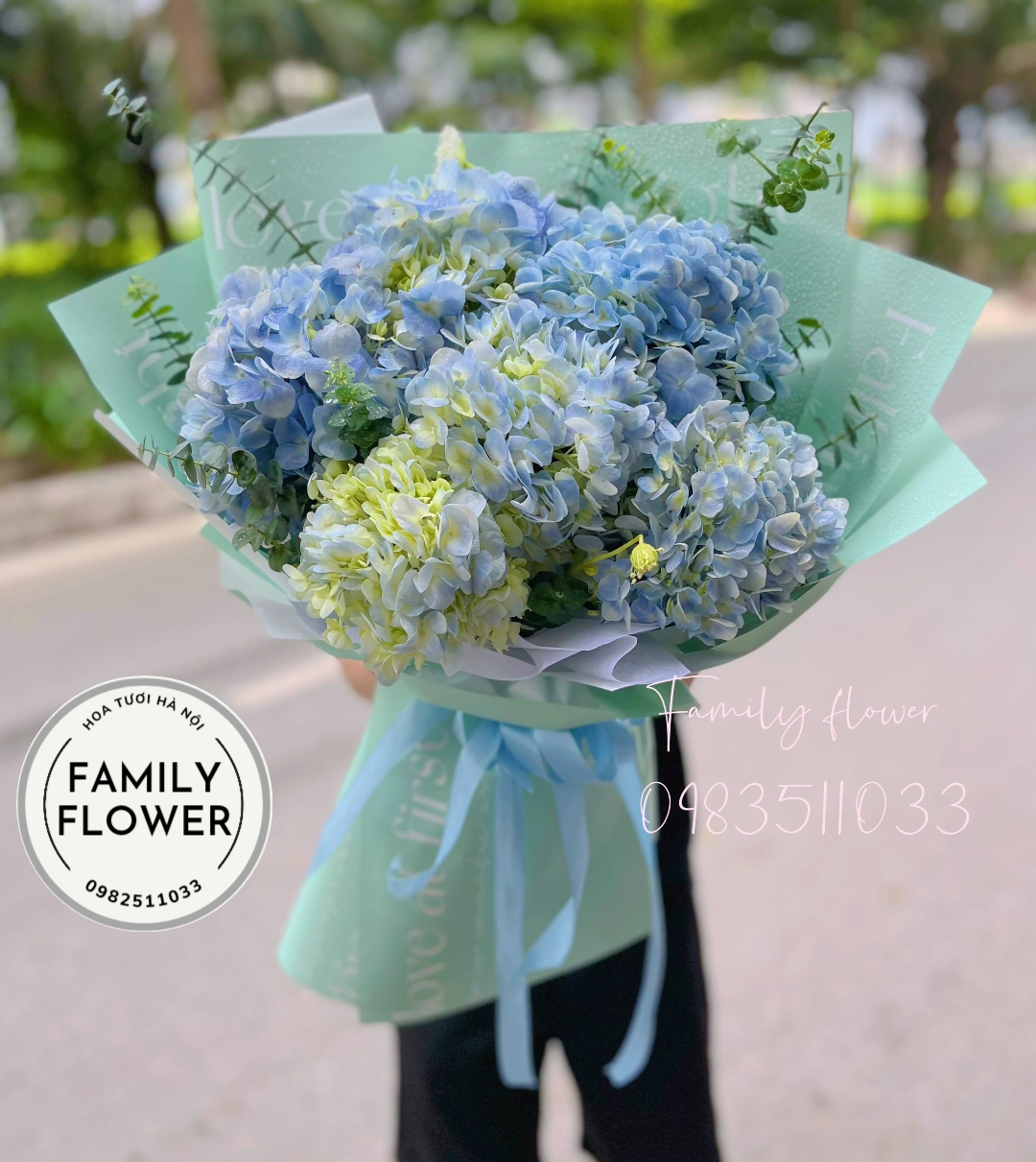bó hoa cẩm tú cầu xanh bơ tặng  sinh nhật chồng , bố ở ba đình HÀ NỘI , hoa tươi HÀ NỘI