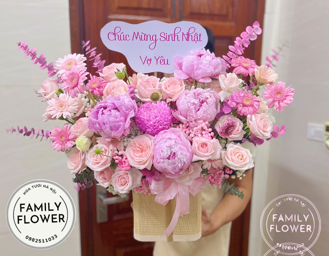 Lẵng hoa chúc mừng sinh nhật vợ yêu ở Cầu Giấy , Ba Đình , HÀ Nội . hoa HÀ Nội