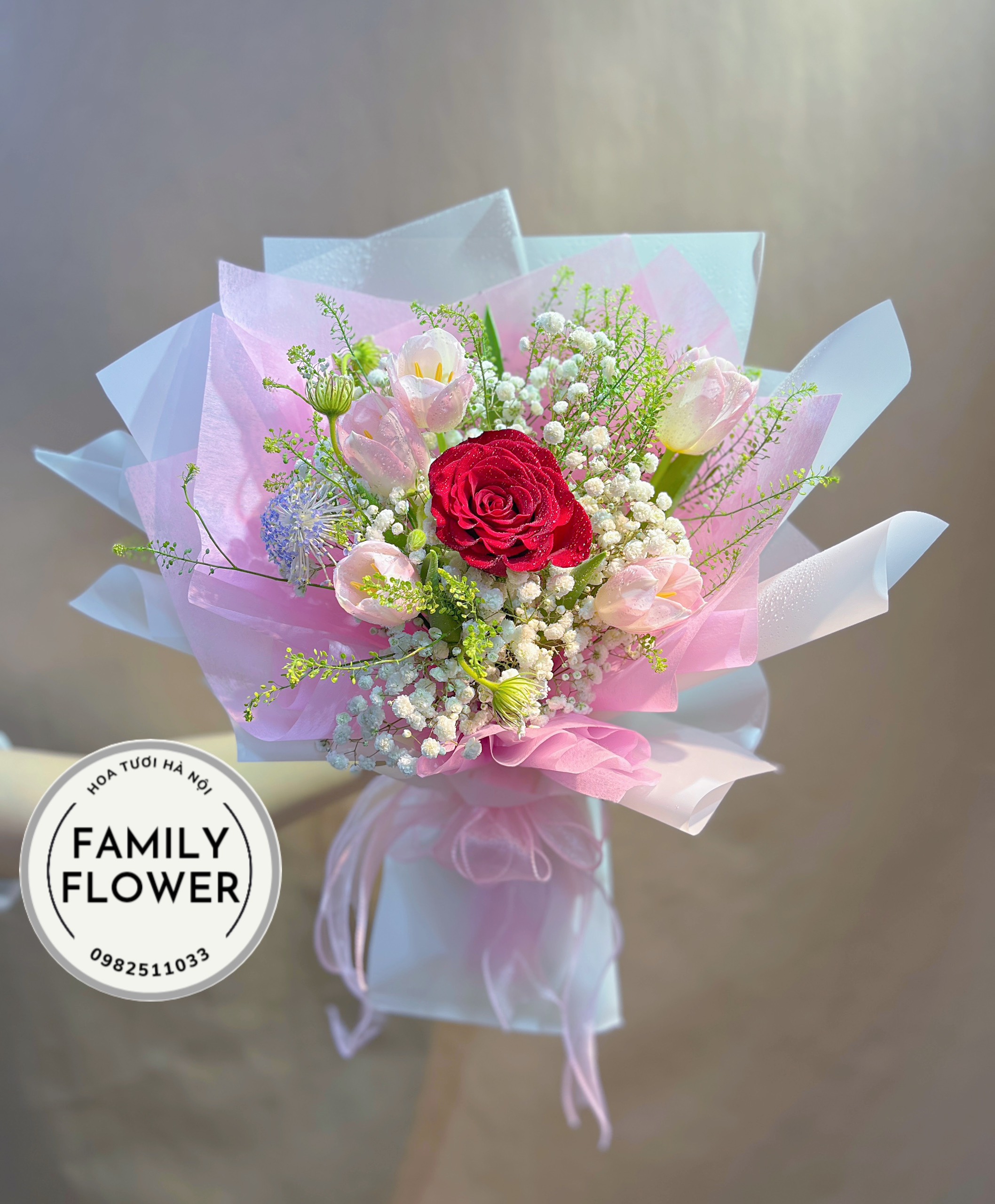 Bó hoa tulip mix hồng đỏ tặng bạn gái ở Hà Nội ! Mua hoa tulip Hà Nội