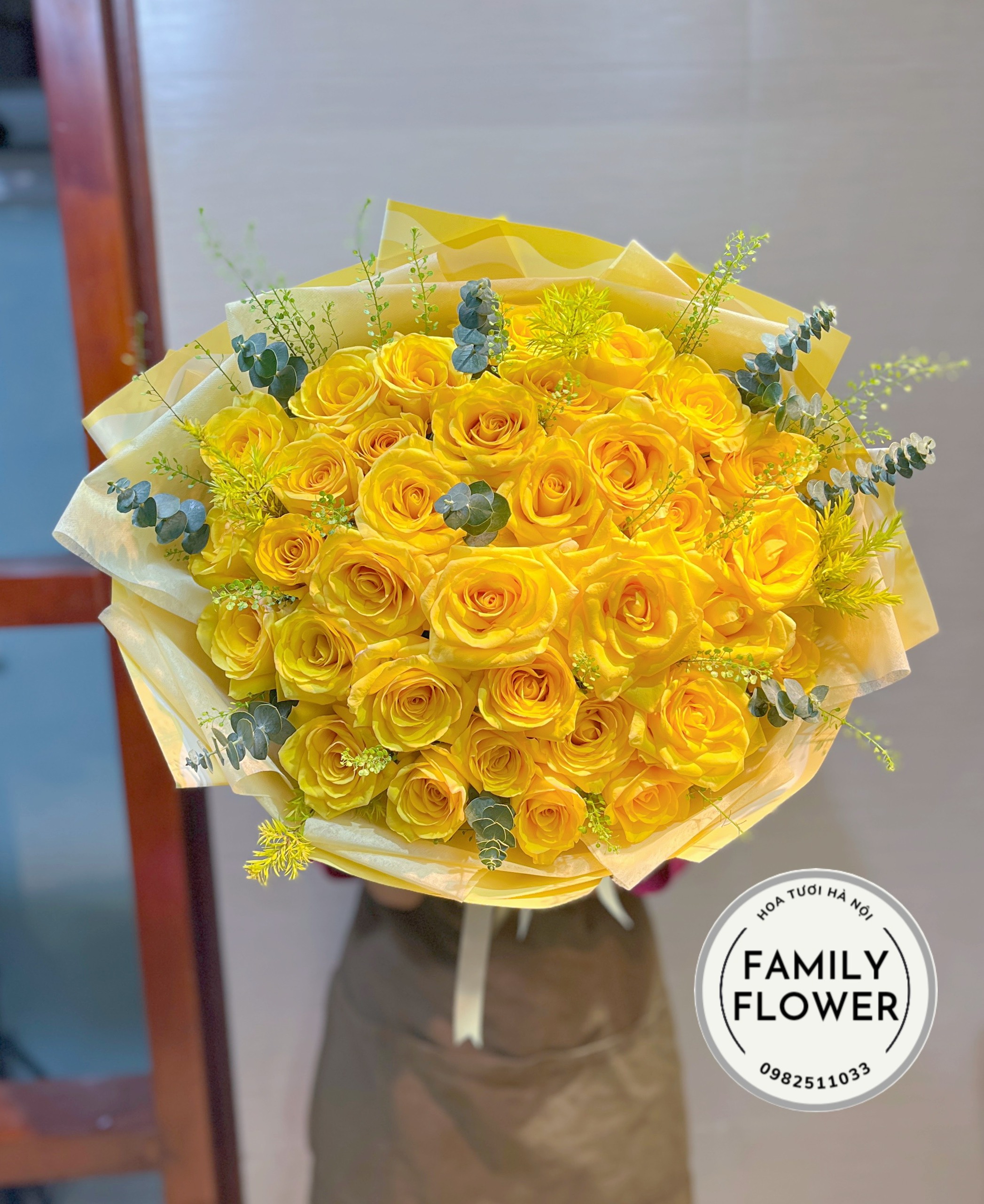 Bó hoa hồng vàng tặng sinh nhật phái mạnh ở Hà Nội ! Hoa tươi Hà Nội