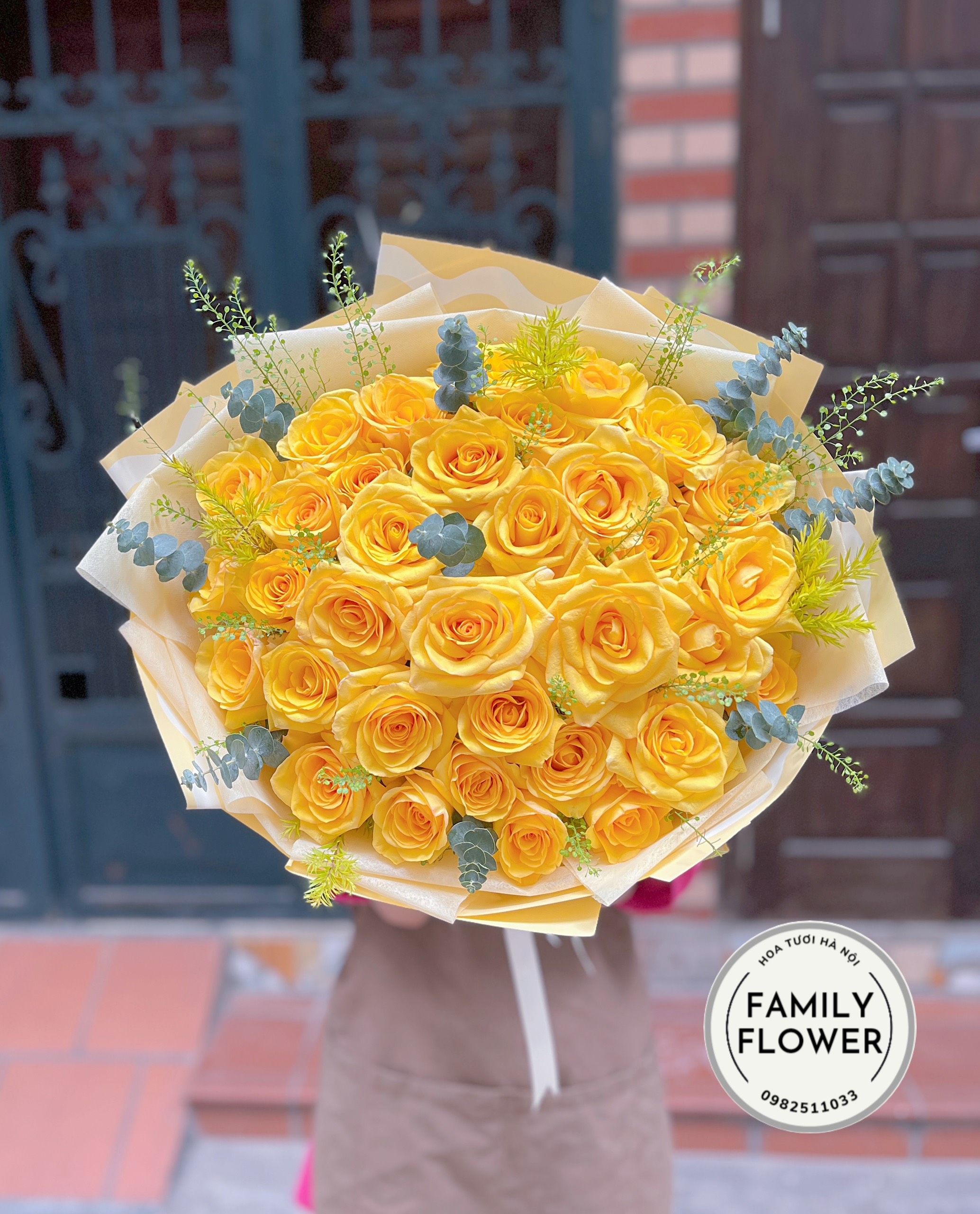 Bó hoa hồng vàng tặng sinh nhật phái mạnh ở Hà Nội ! Hoa tươi Hà Nội