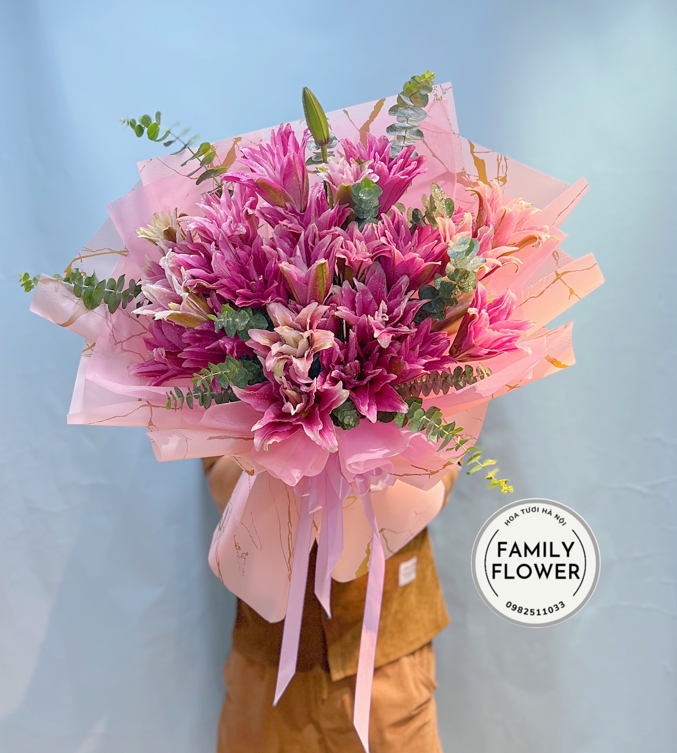 Bó hoa ly kép tặng sinh nhật mẹ ở quận Ba Đình , Đống Đa , Cầu Giấy Hà Nội