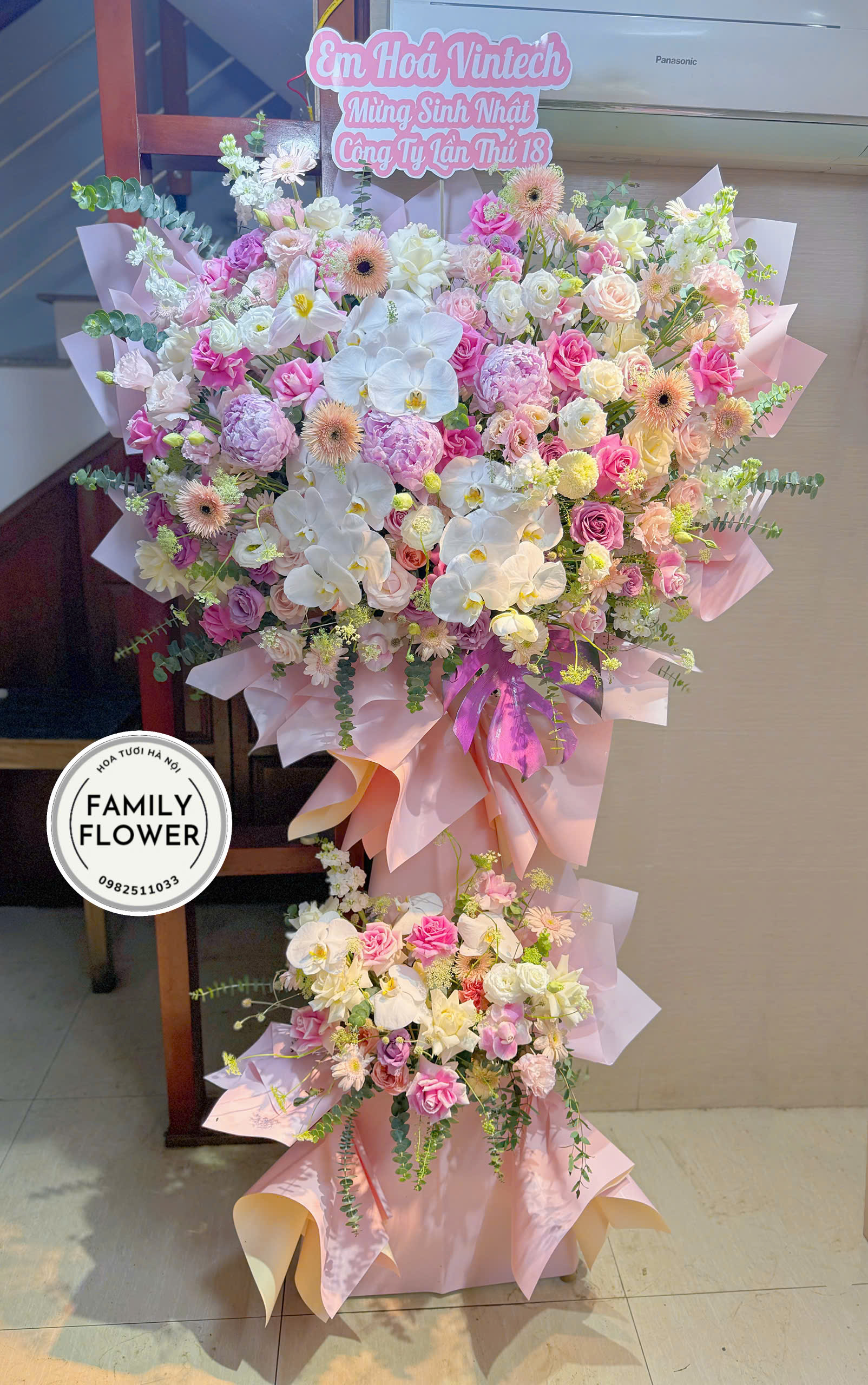Kệ hoa chúc mừng sinh nhật công ty quận Cầu Giấy ! Hoa chúc mừng quận Cầu Giấy