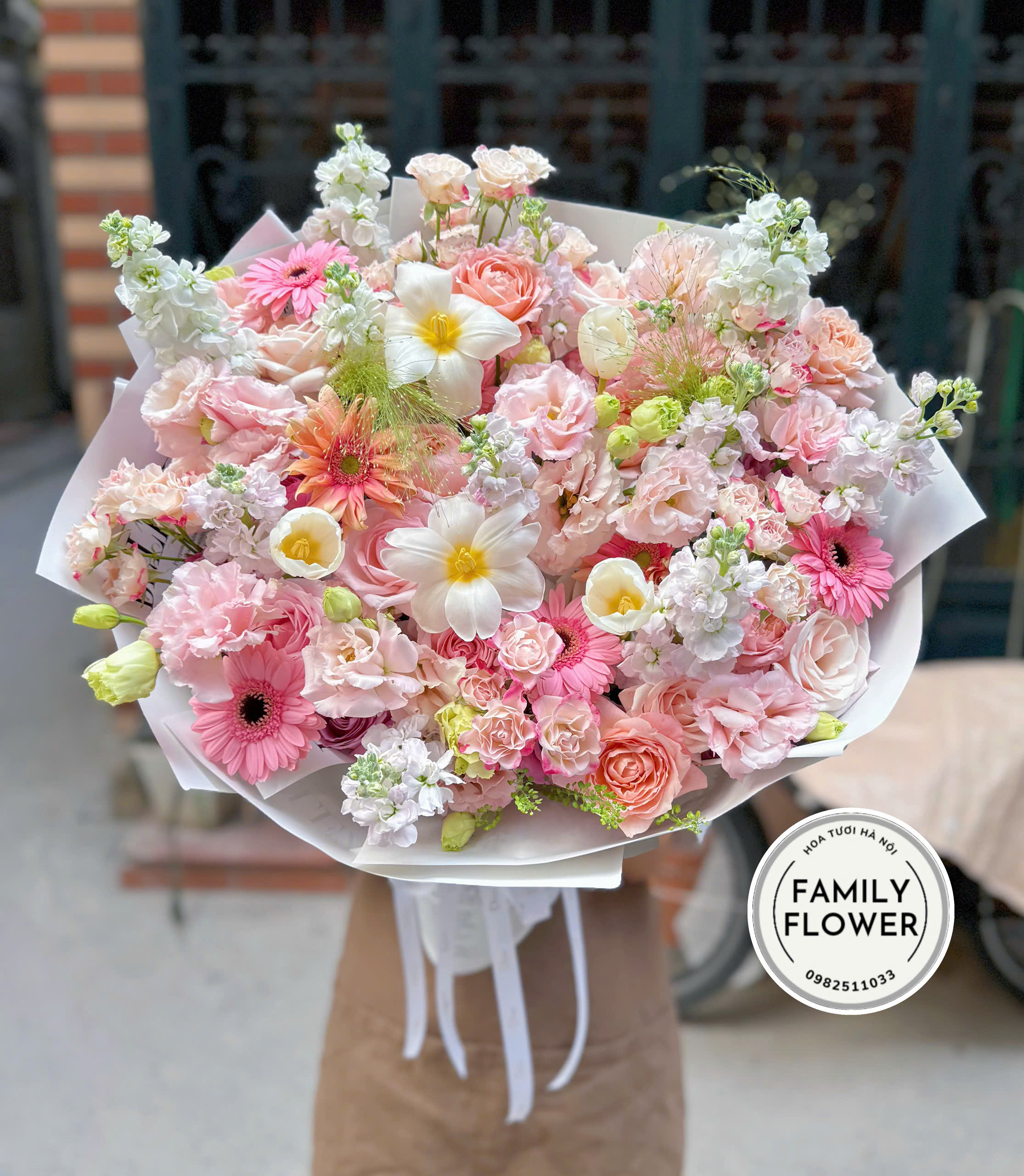 Bó hoa tone hồng phấn tặng chúc mừng sinh nhật người yêu tại Hà Nội ! Mua hoa tươi online Hà Nội